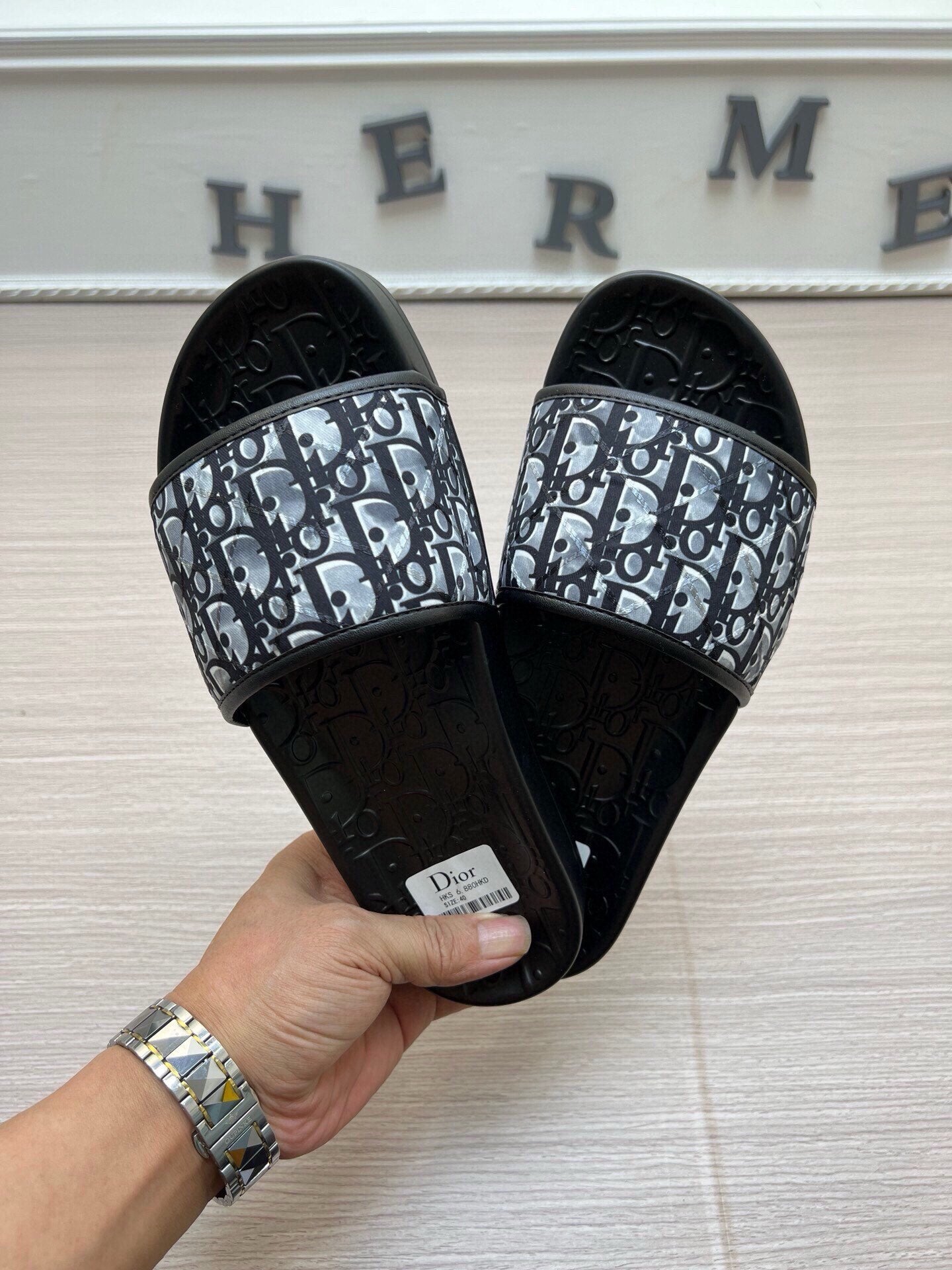 5LD214Z Popular Slippers