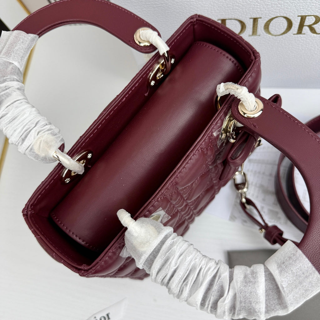 136ND23B Popular leather Purse bag