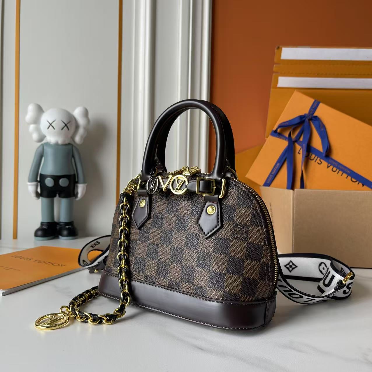 146PE95B Popular leather bag