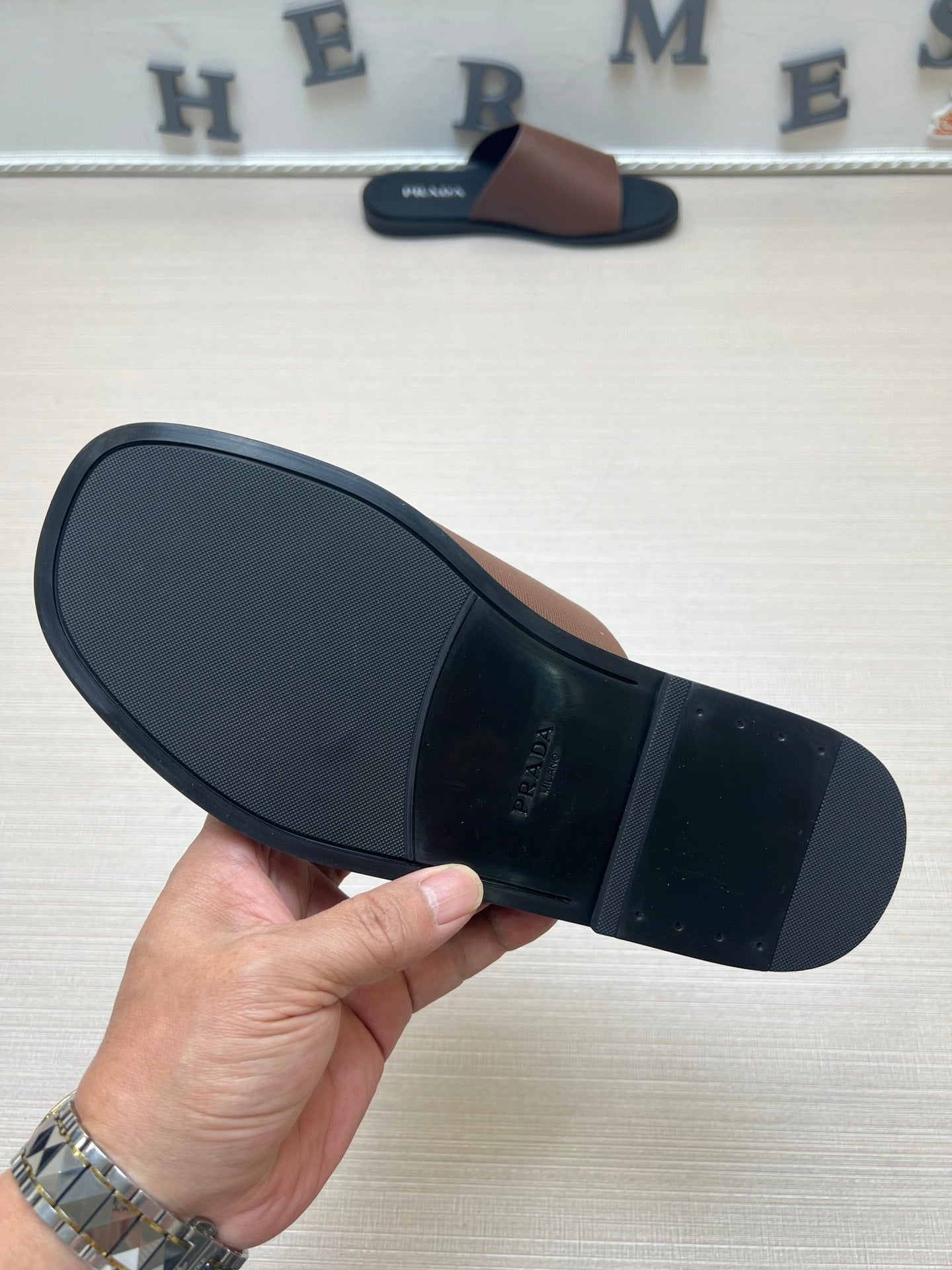 54PD76Z Popular slippers