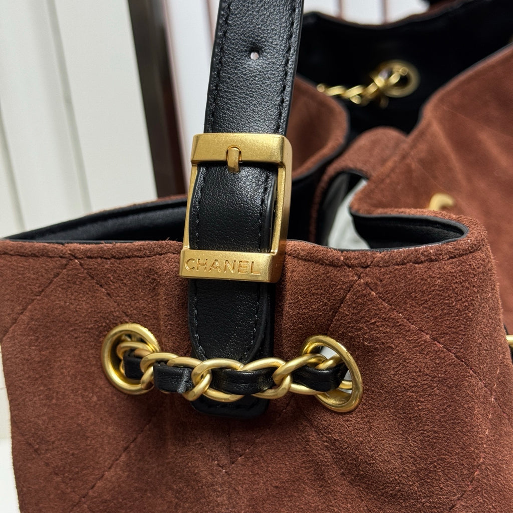 146PC17B Popular leather bag