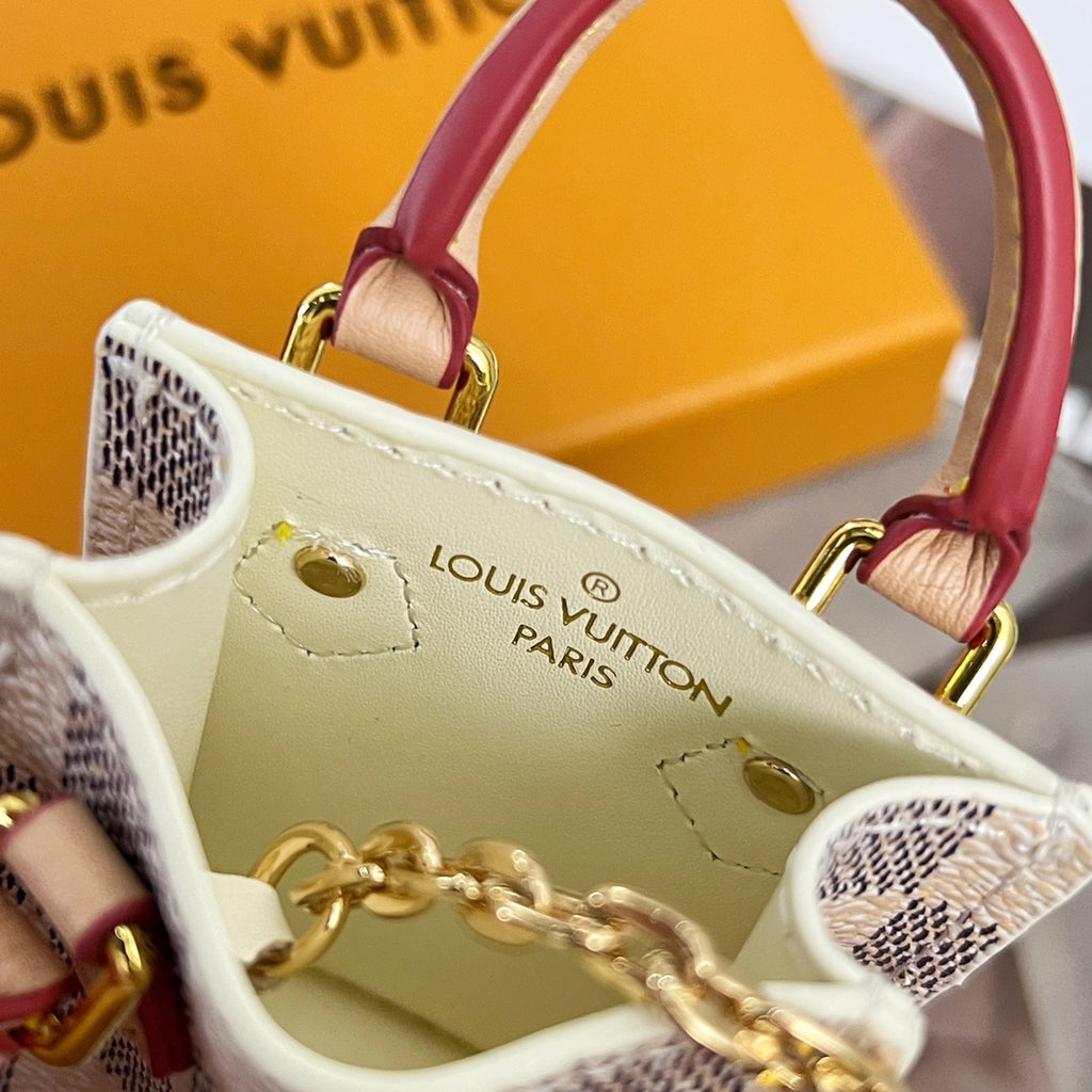 35ZE7A Popular bag 's charms accessories