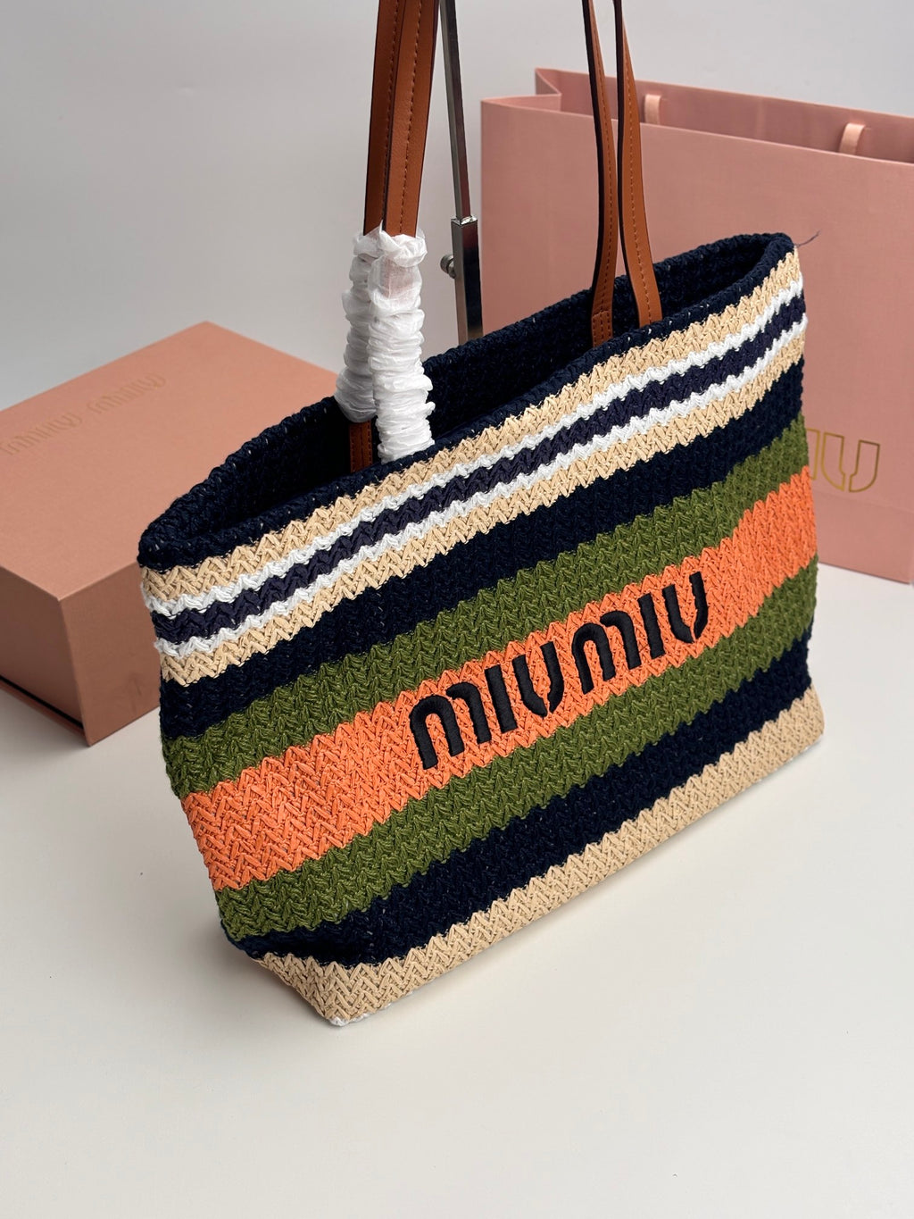 1XA78B Popular    Woven Bag