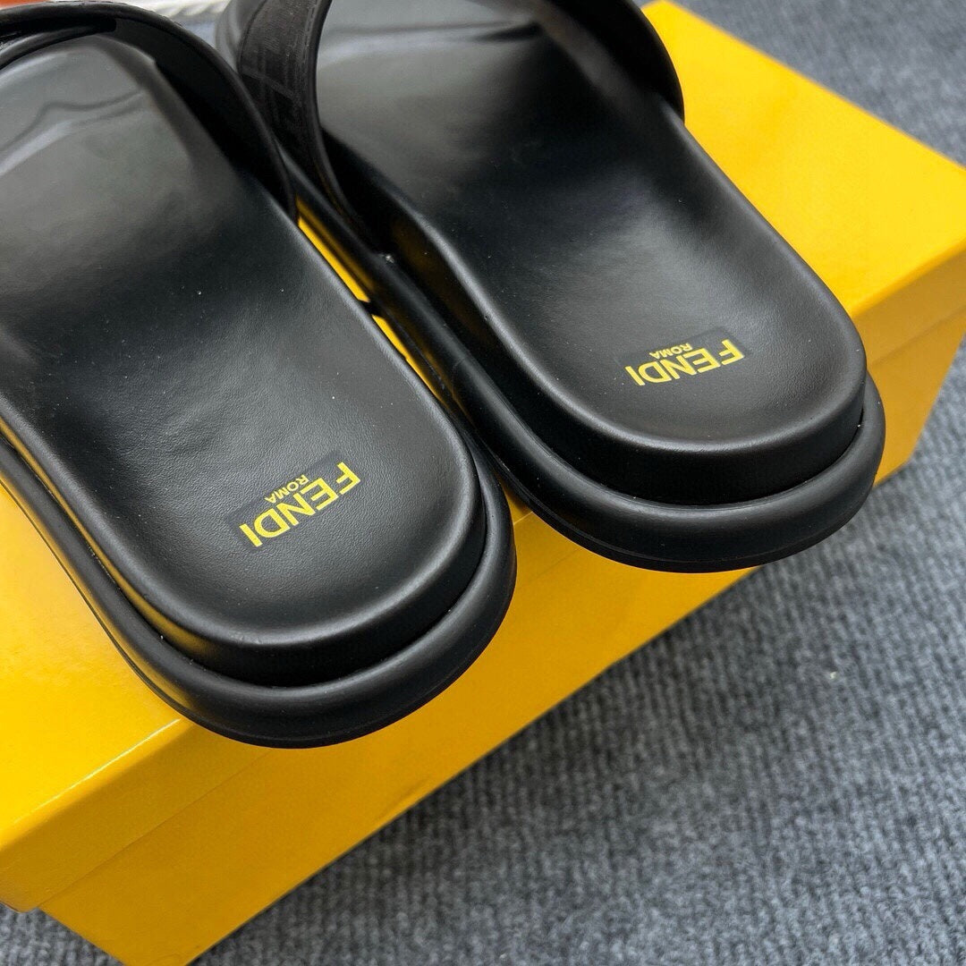 54F37Z Popular slippers