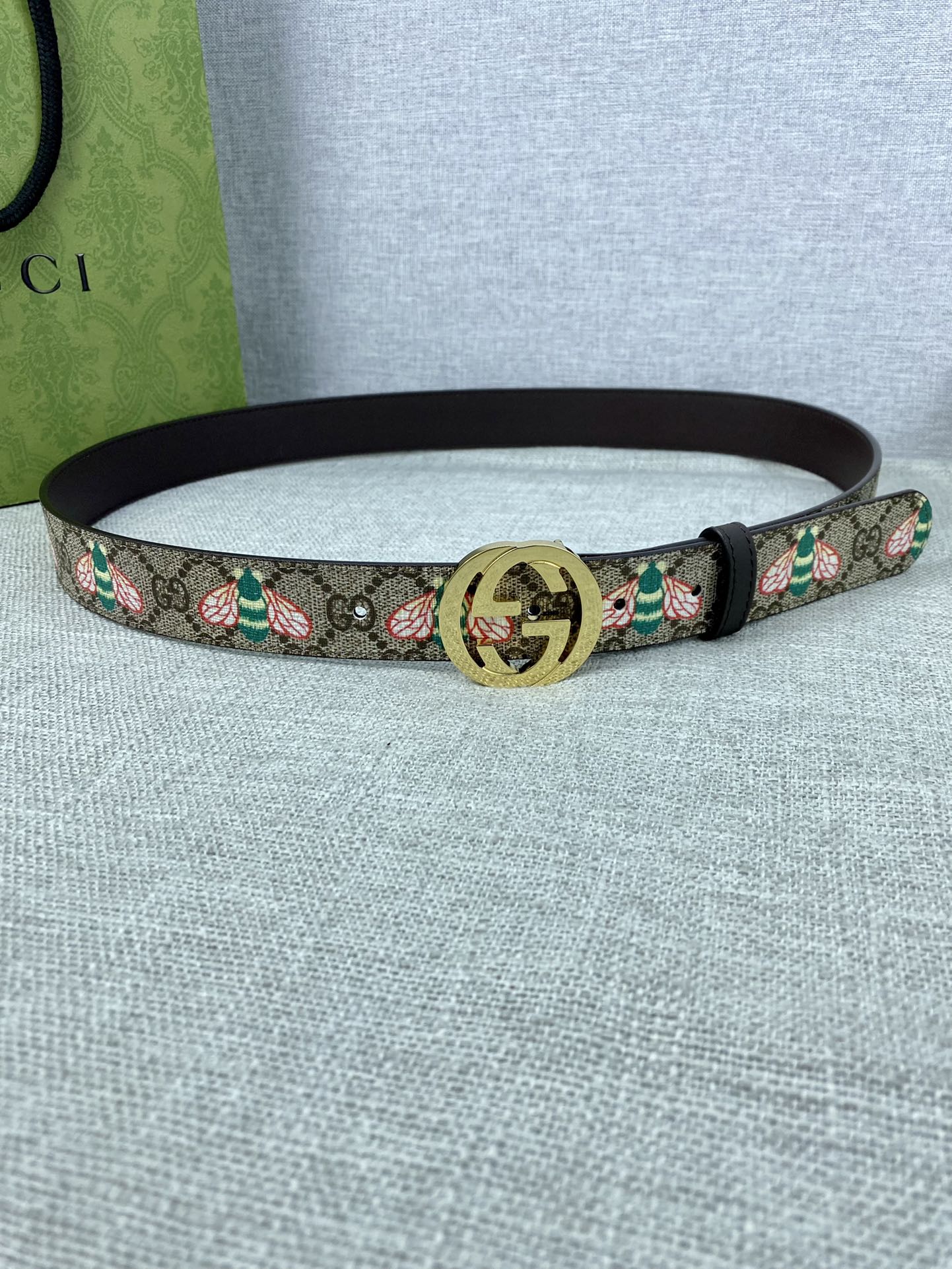 P1Q115B51 Popular High quality belt With full package