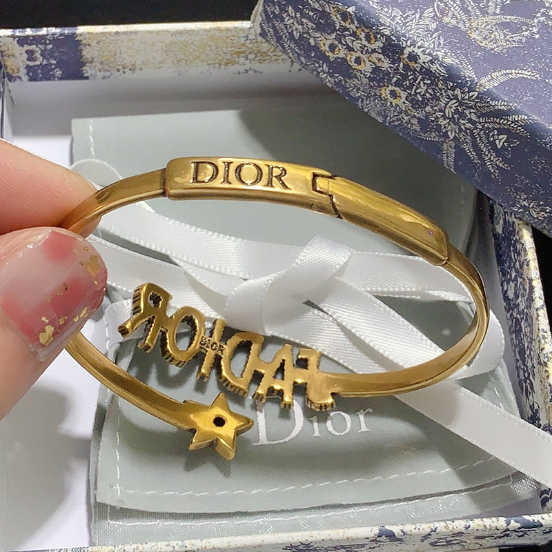 3D505K  Popular Bracelets