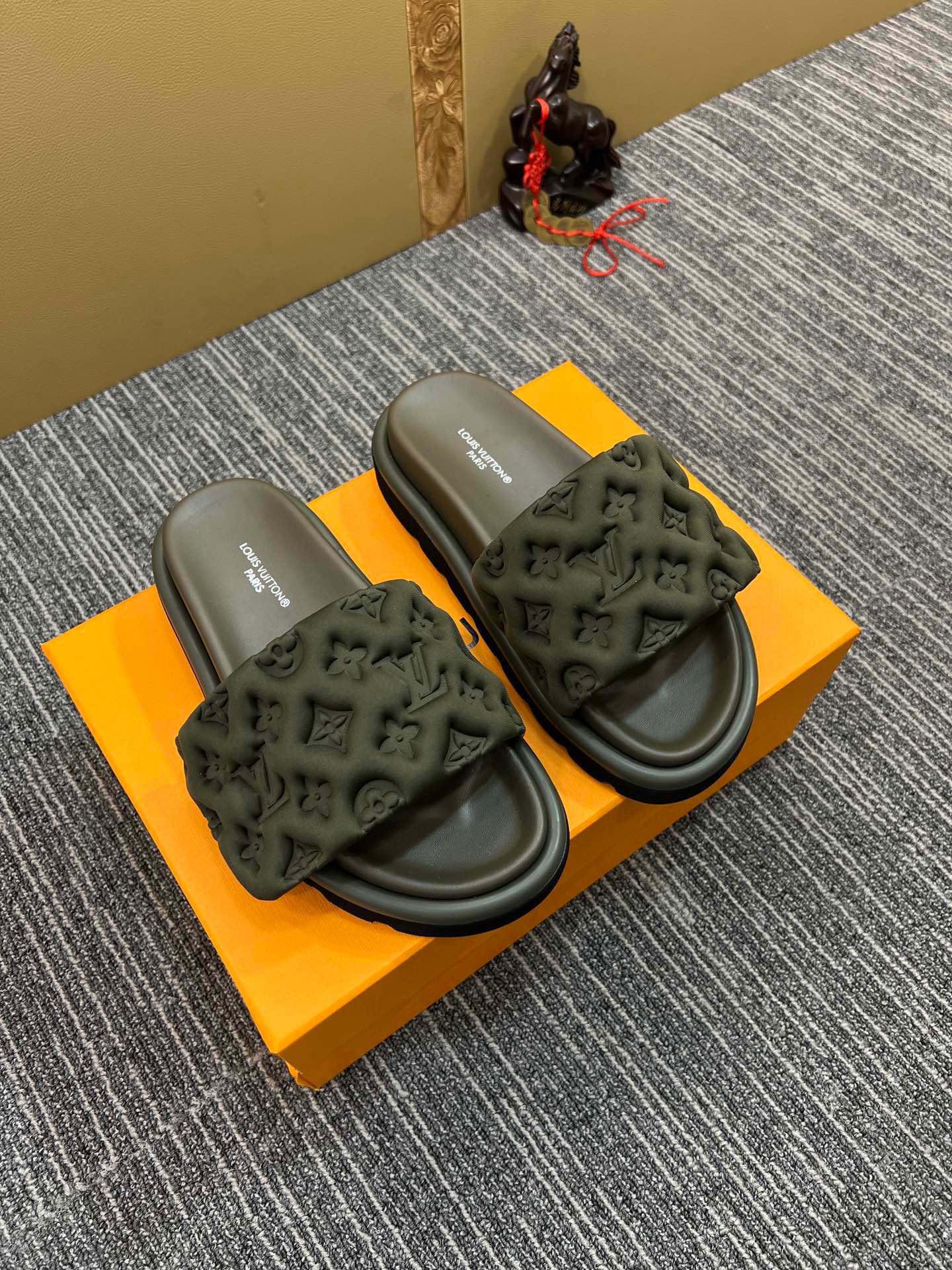 5XE119Z Popular leather quality Slippers