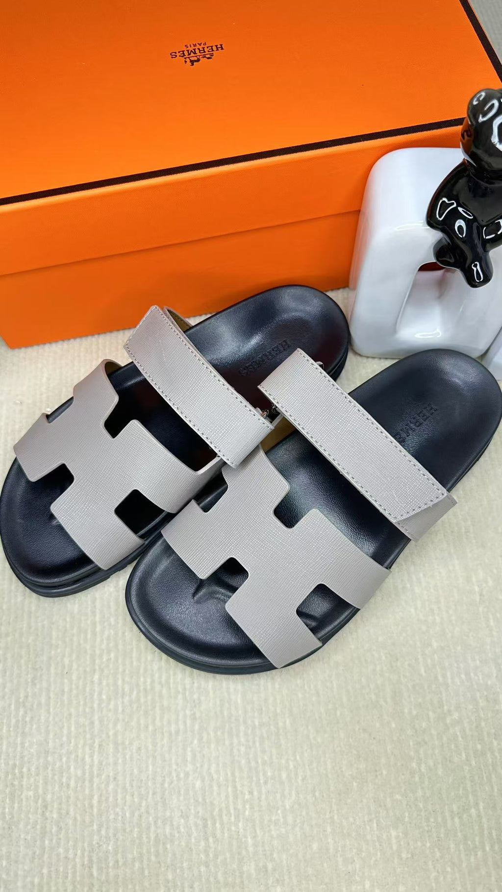 255QH26Z Popular leather shoes