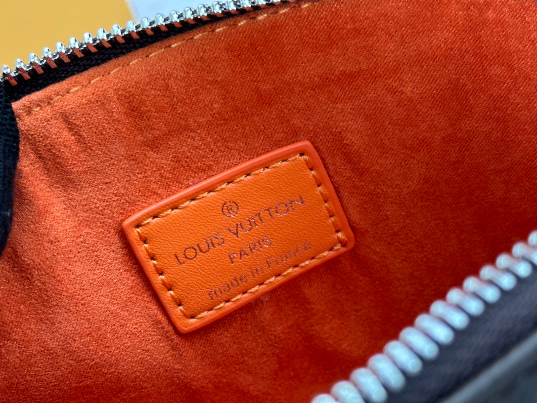 155XE20B Popular leather bag