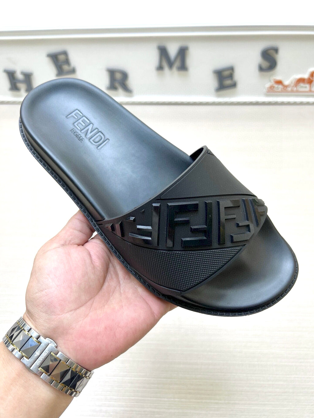 535ZF281Z Popular Slippers