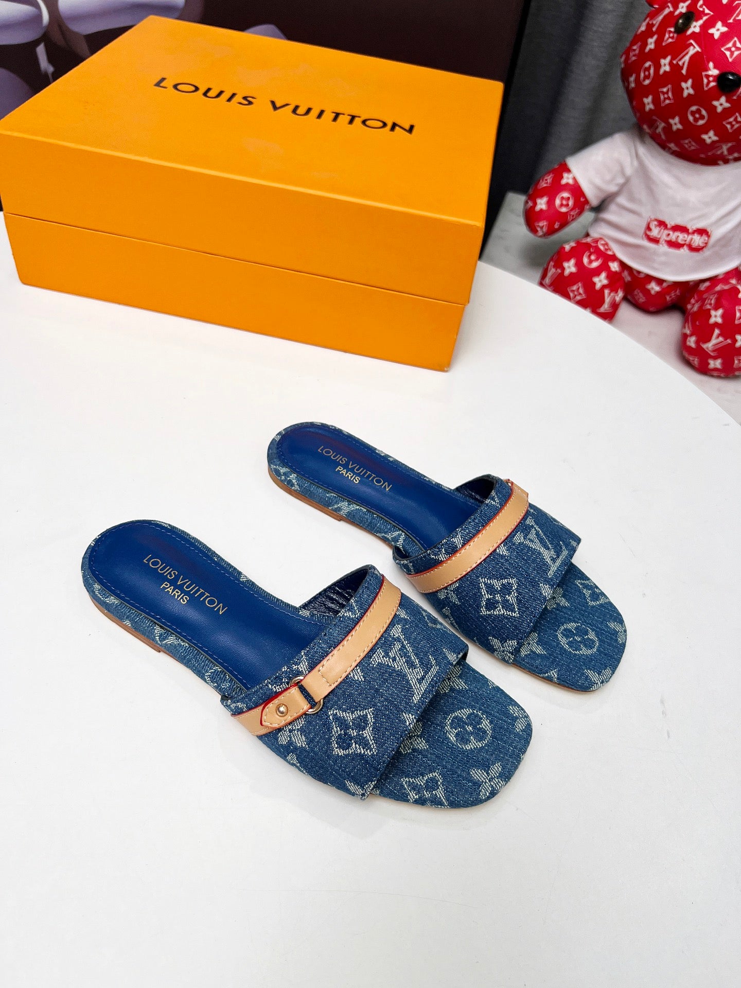 245RE23Z Popular high-quality shoes