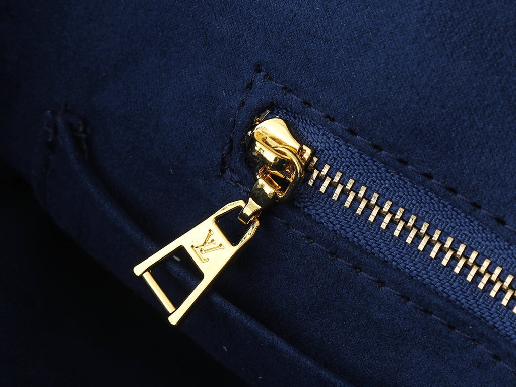 15RE22B Popular  genuine leather embroidered bag