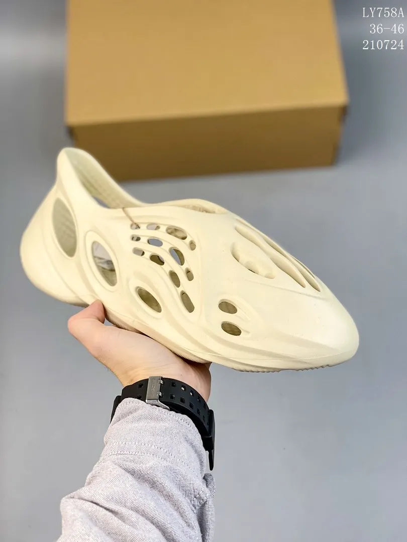 4A87Z  Popular shoes