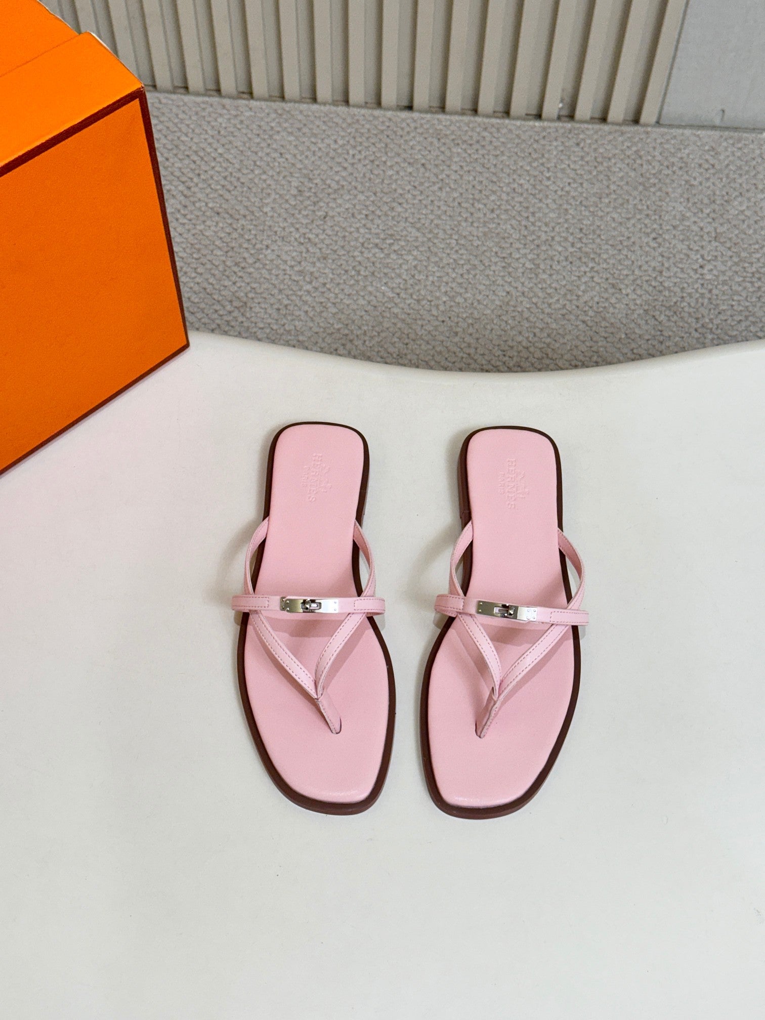 Z2X66H7 Popular high-quality leather Shoes
