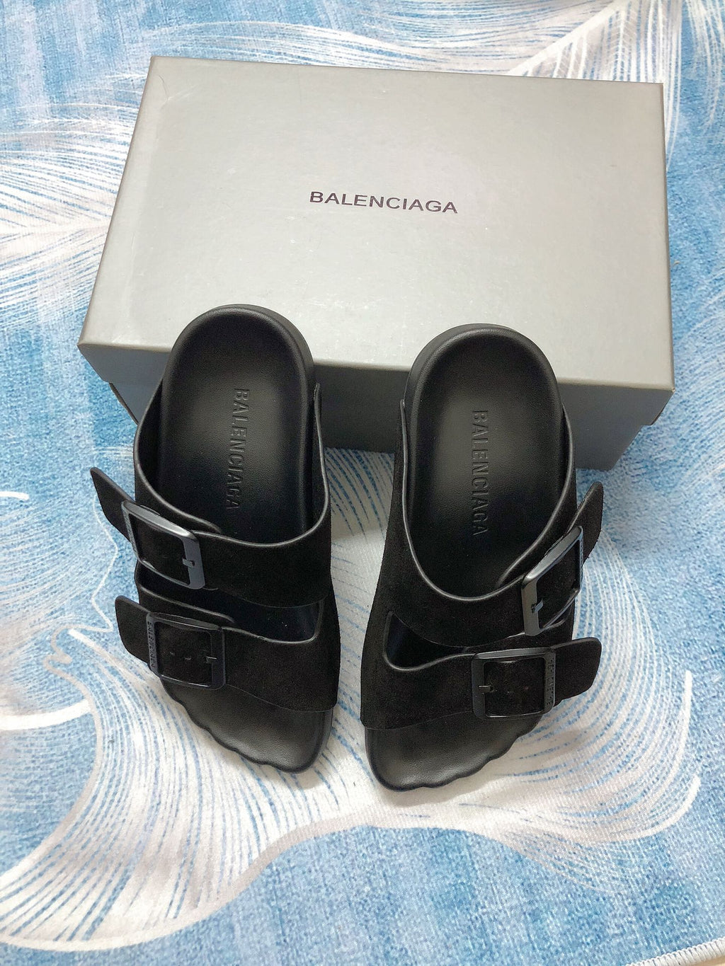 14J192Z Popular Slippers