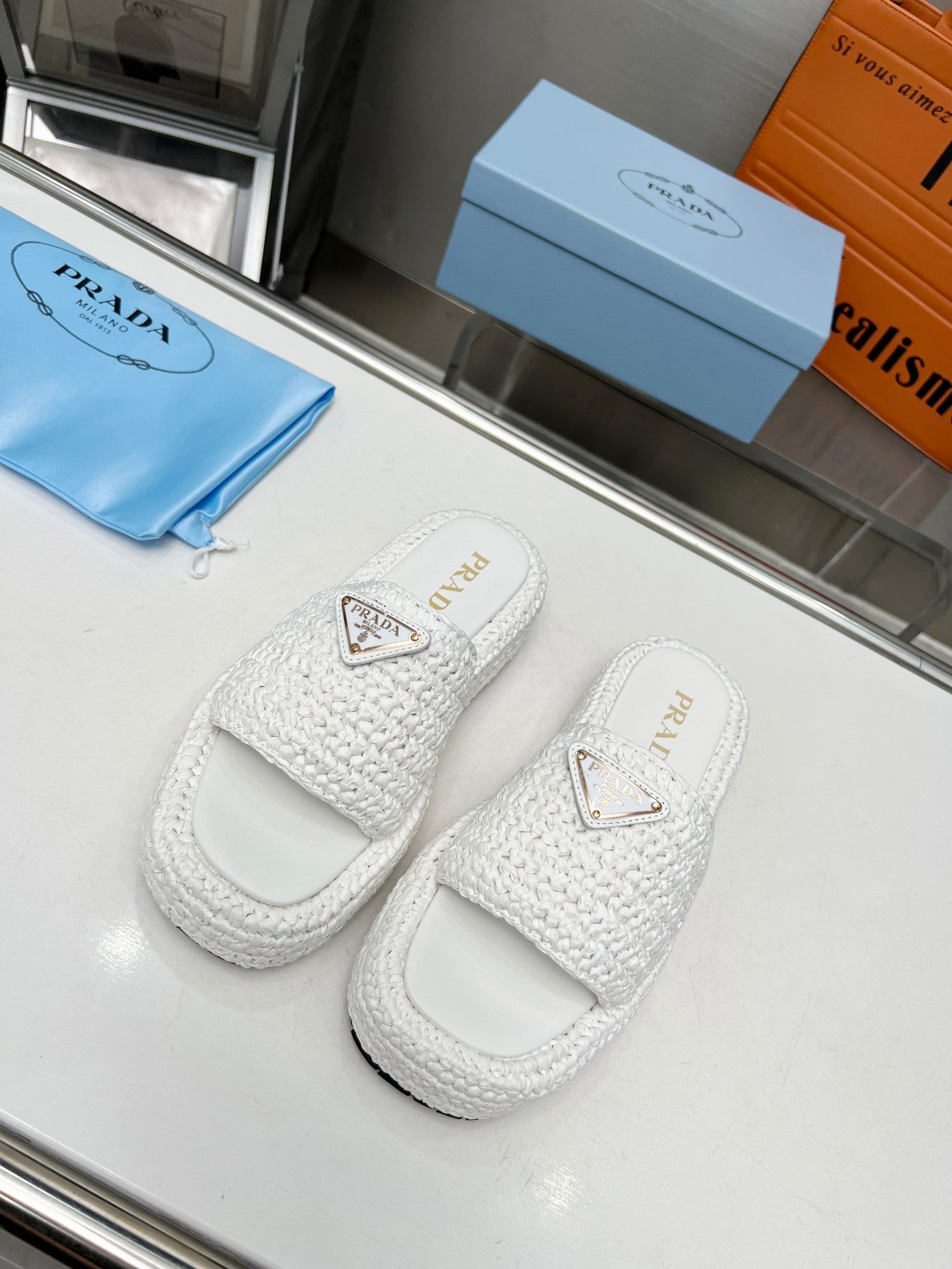 14PD27Z Popular slippers