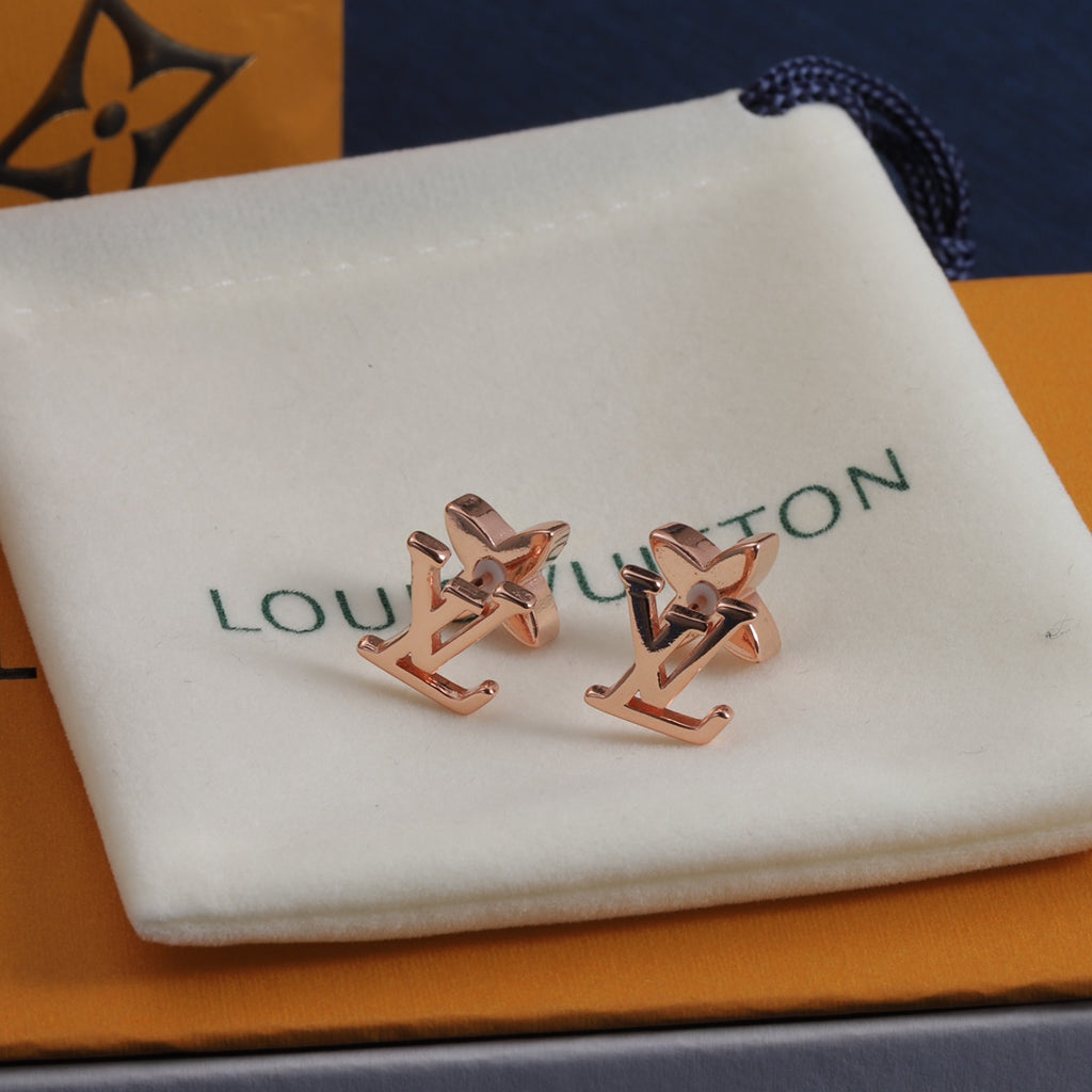 1YE332E Popular   Earrings