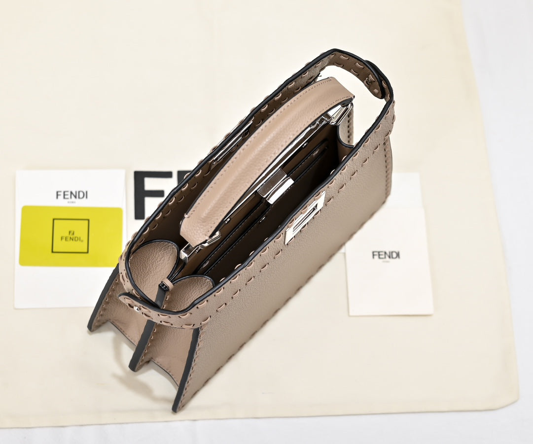 15RF136B Popular leather bag