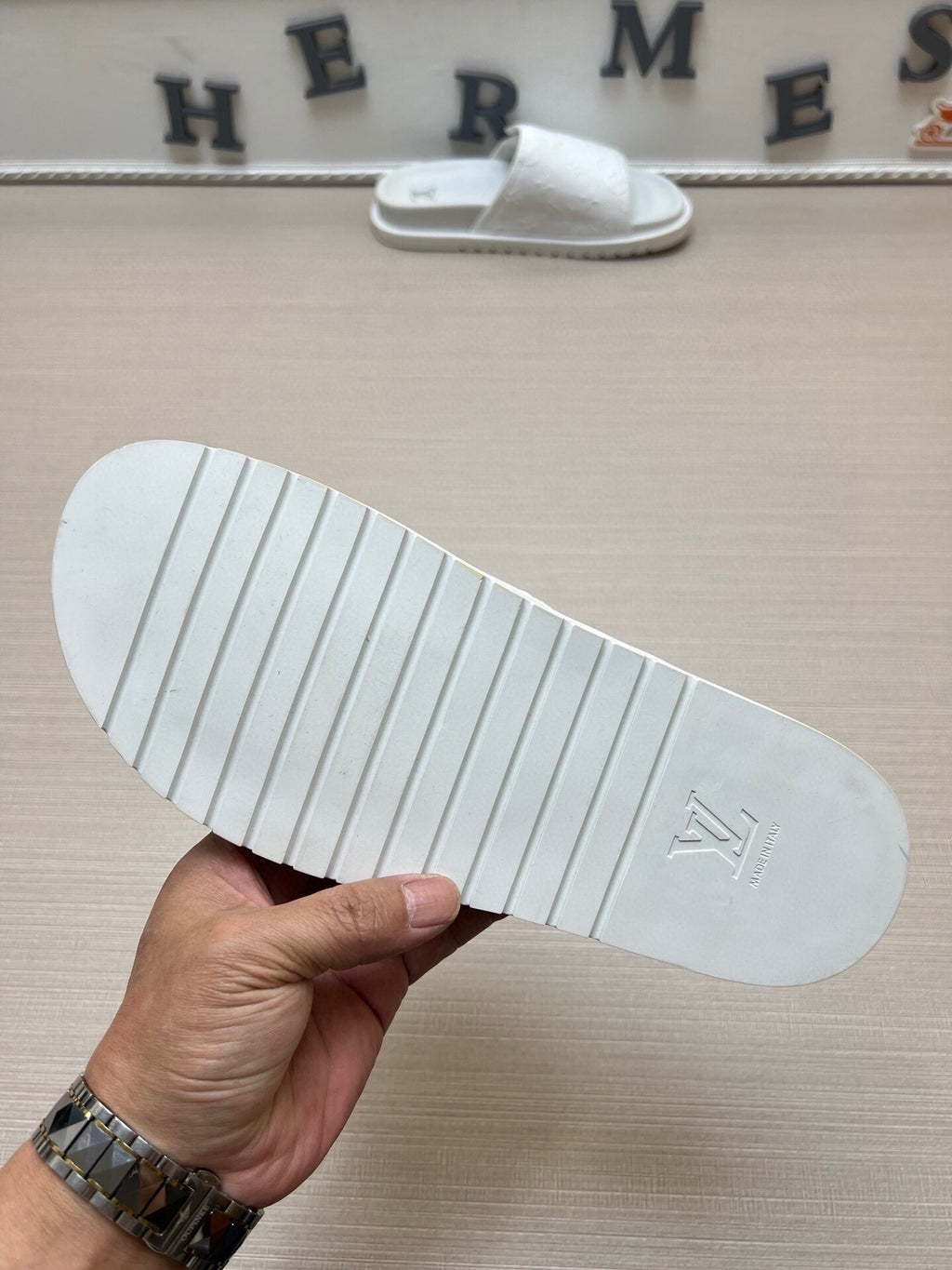 5WE253Z Popular Slippers