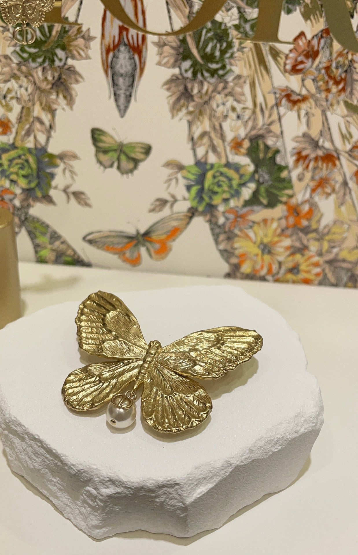 25ZD22X Popular Brooch