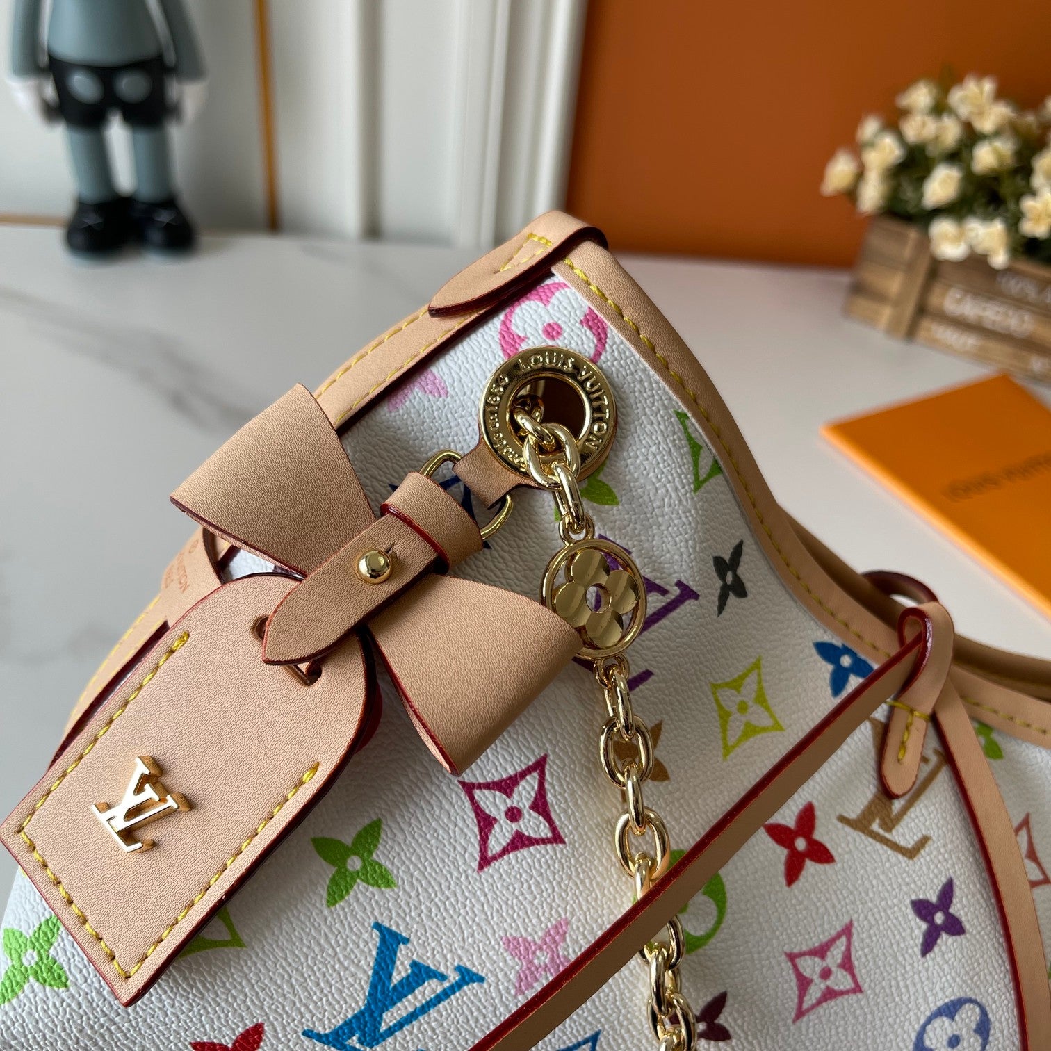 1WE96B Popular leather bag)
