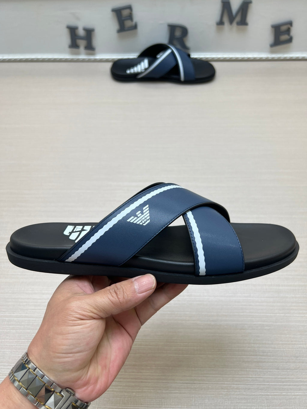 54A104Z Popular slippers