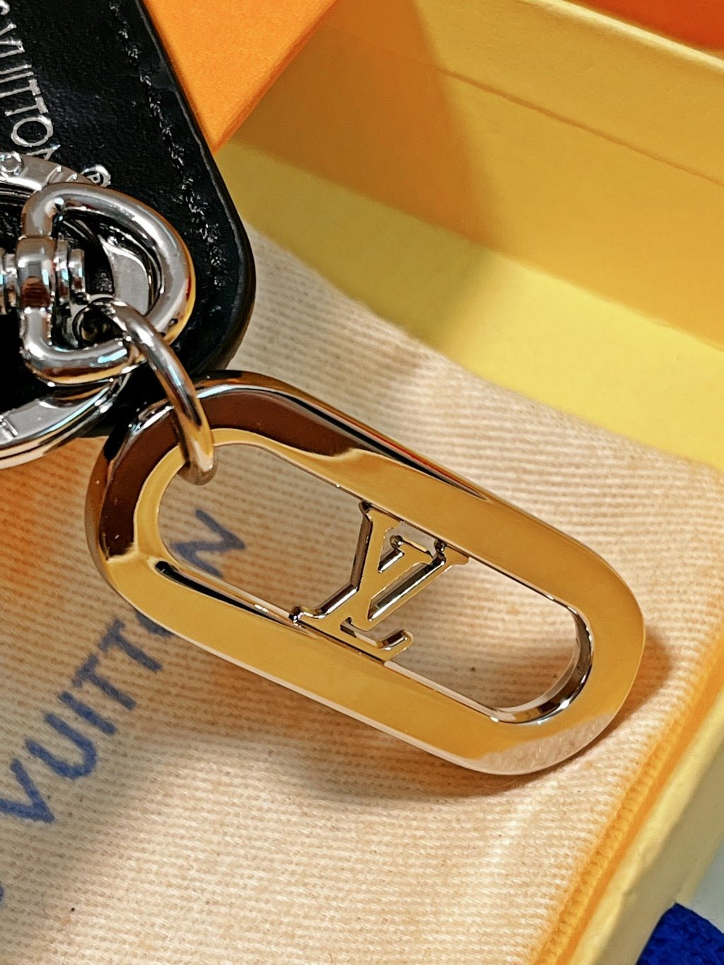 14E61A  Popular key closure