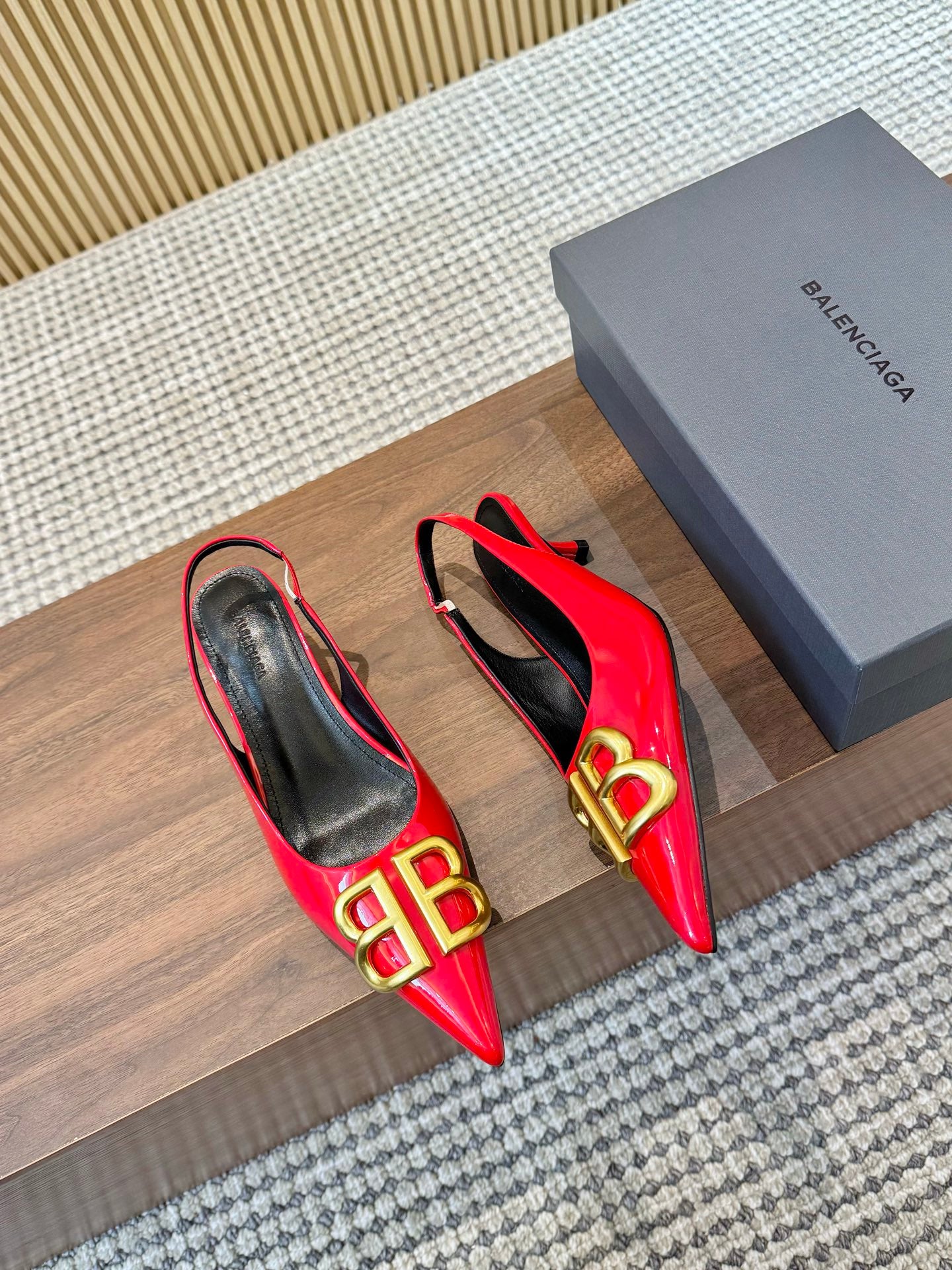 255QJ45Z Popular  leather High heels