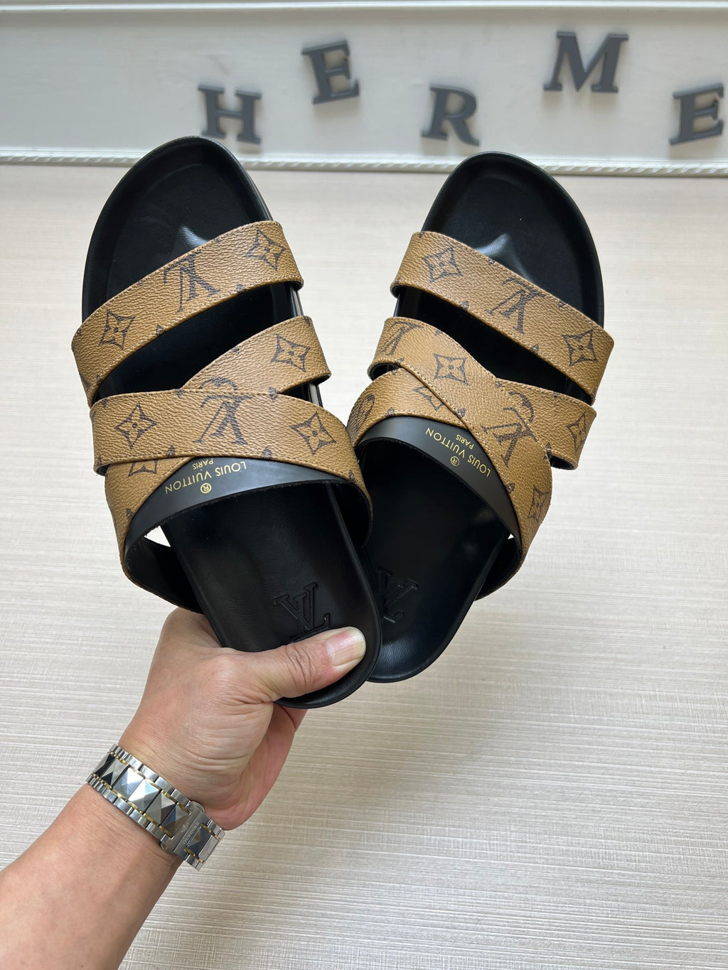 54E89Z Popular slippers