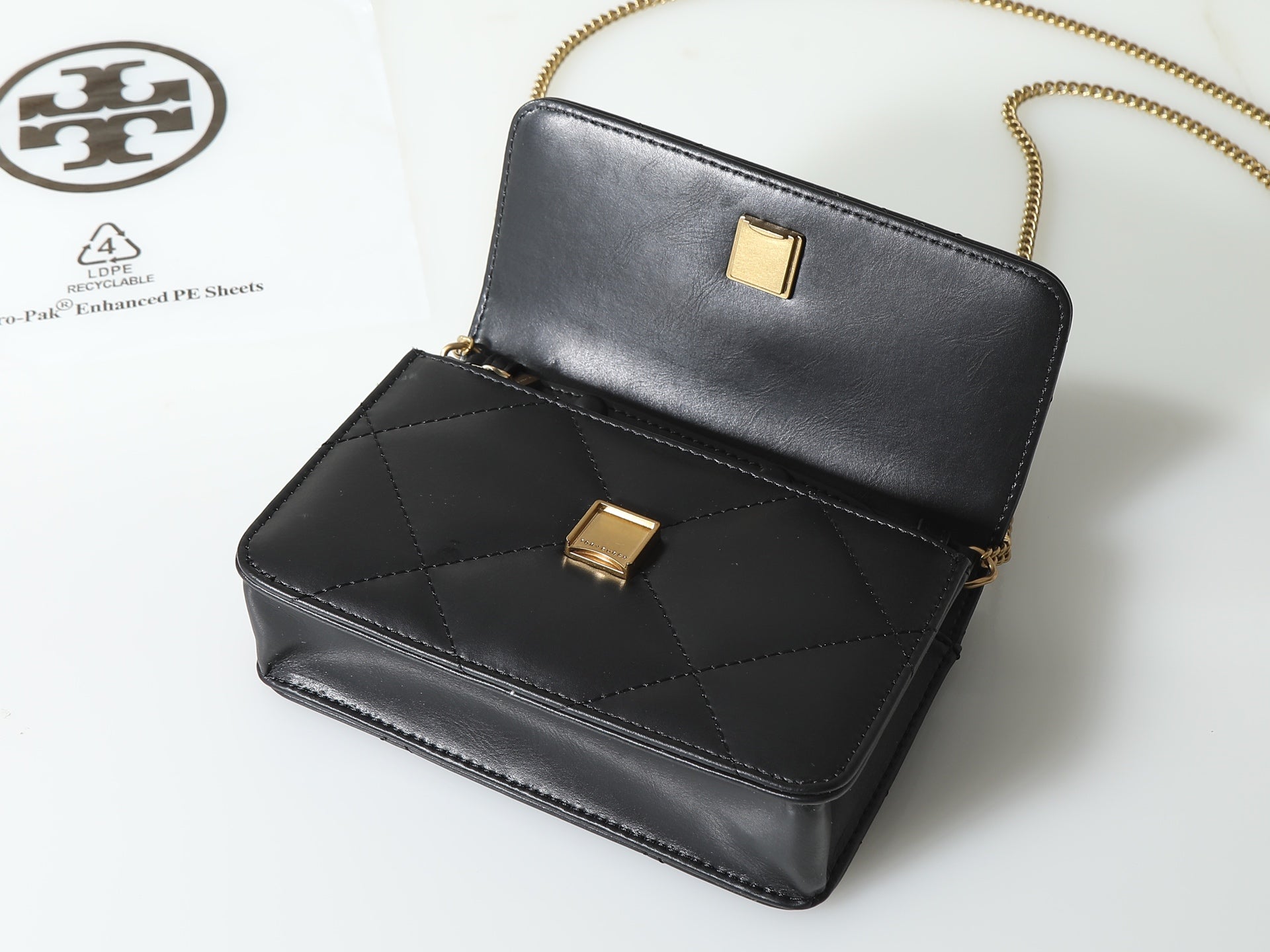 156XA26B Popular leather bag