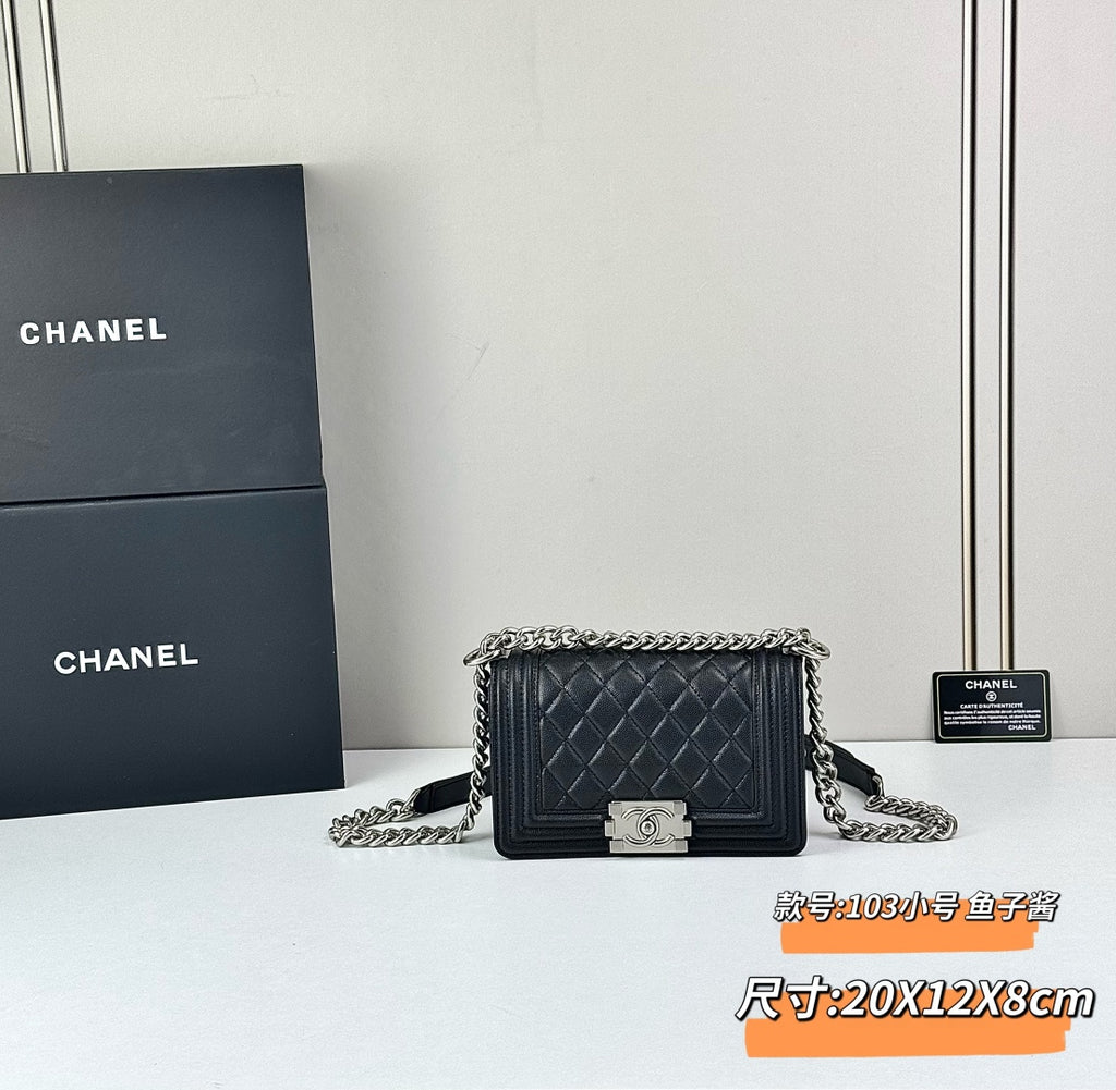 136PC17B Popular Caviar leather bag