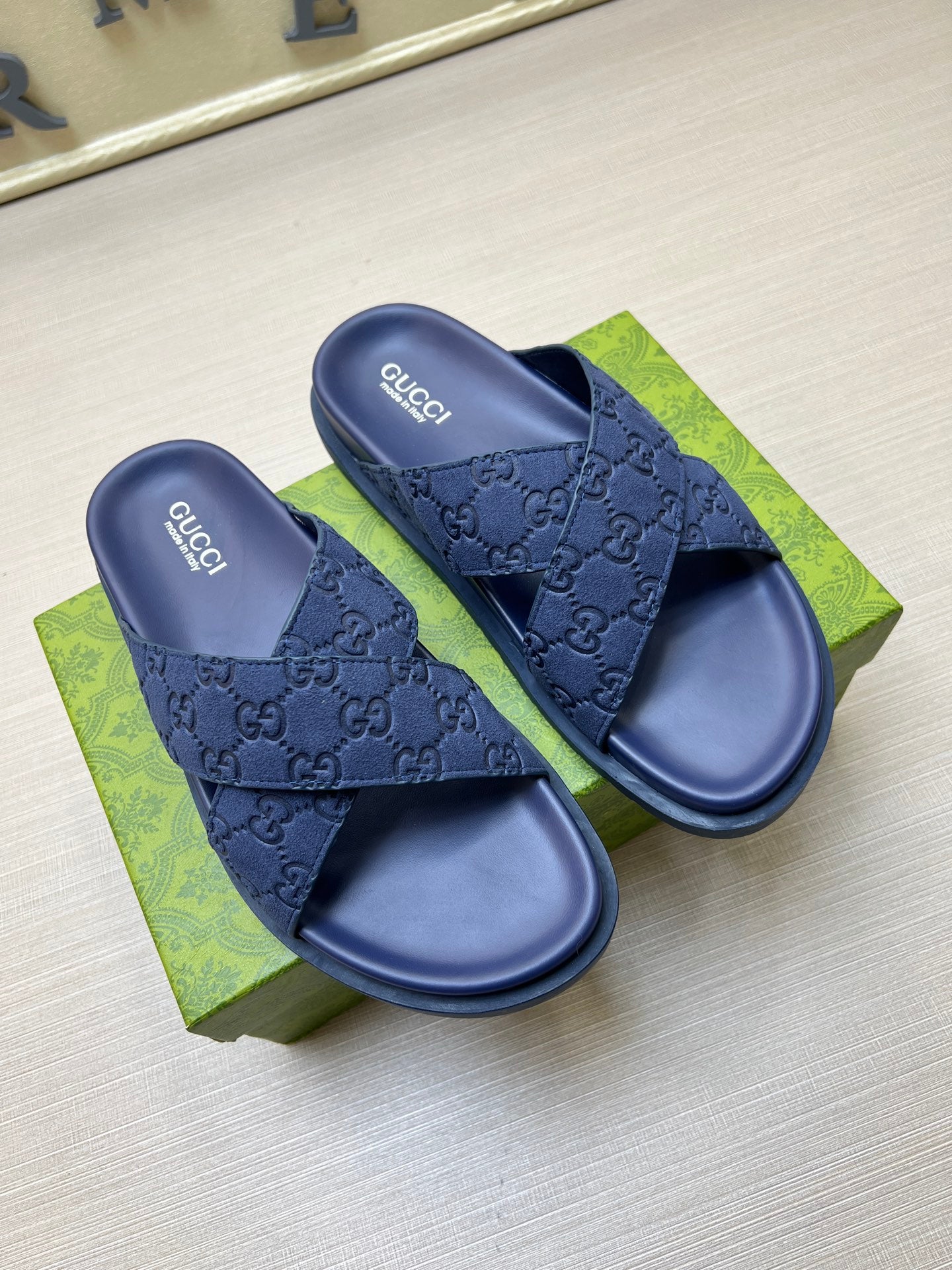 5QB15Z Popular Slippers
