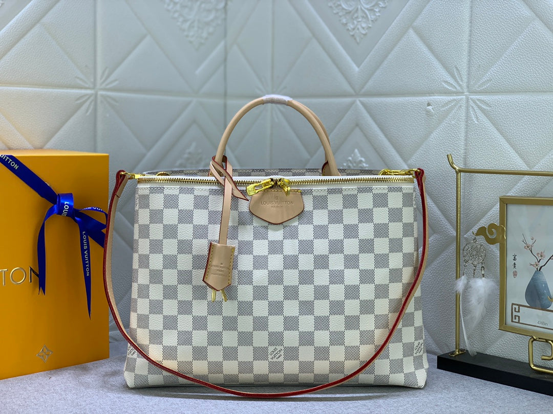 2XE330B Popular   leather bag 