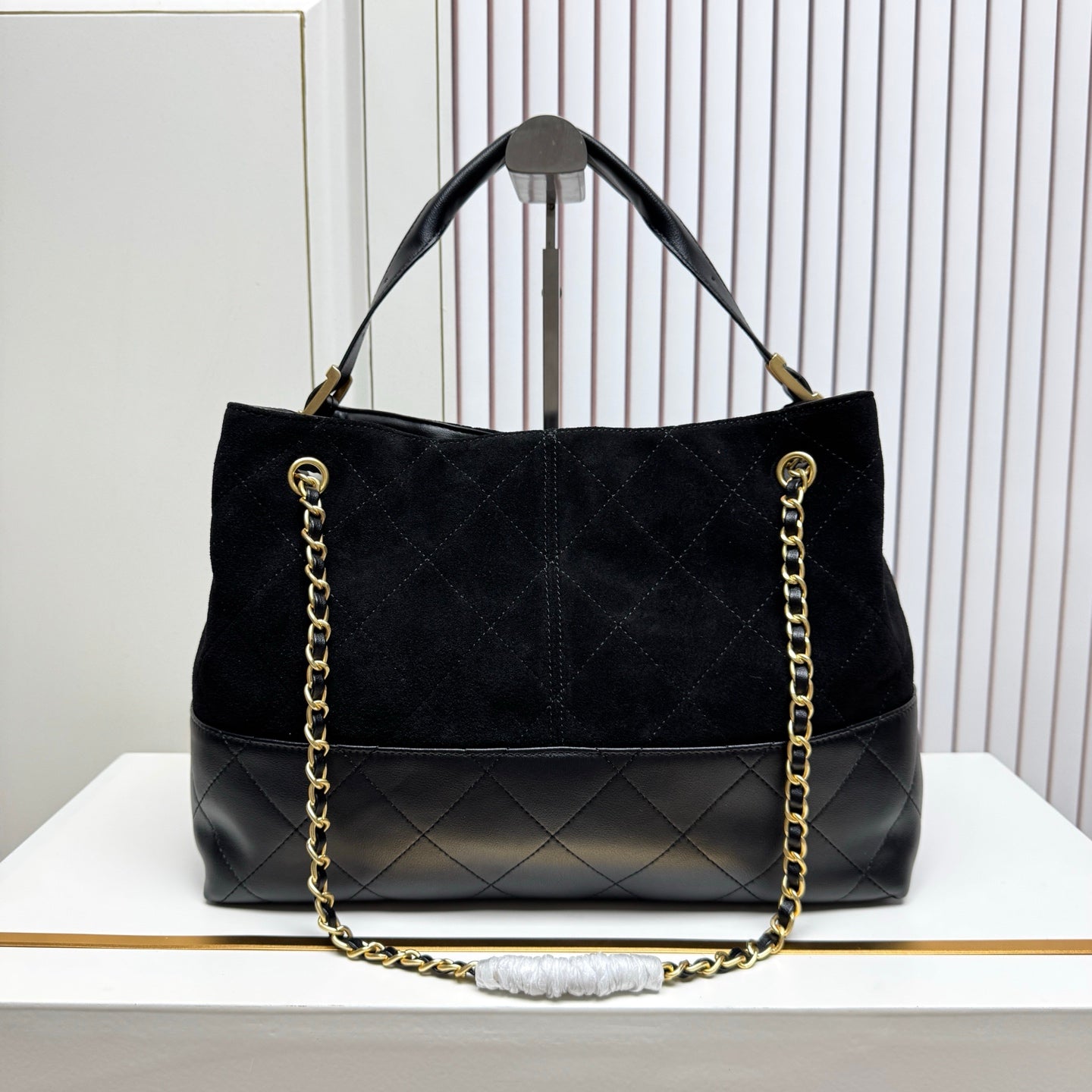 146PC17B Popular leather bag