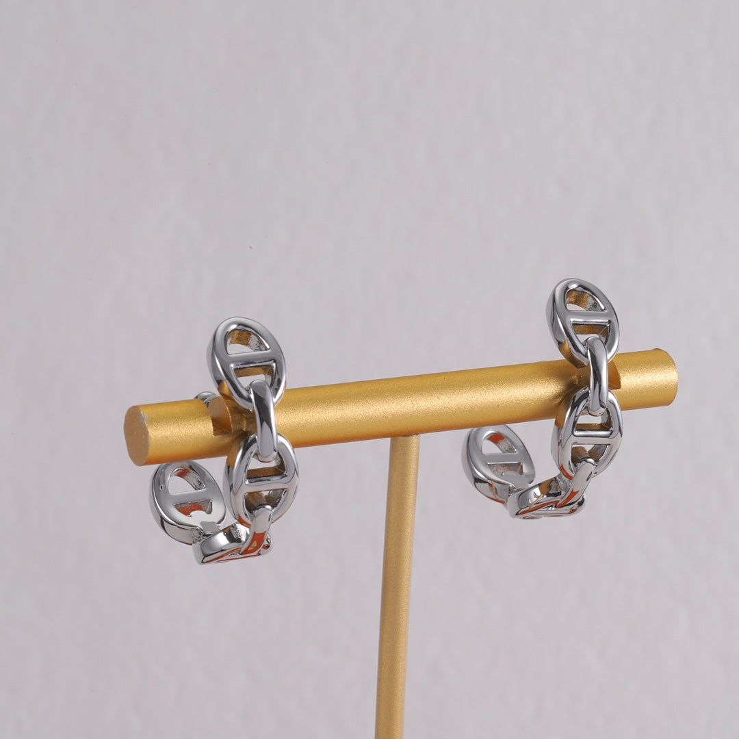 14H994E Popular Earrings