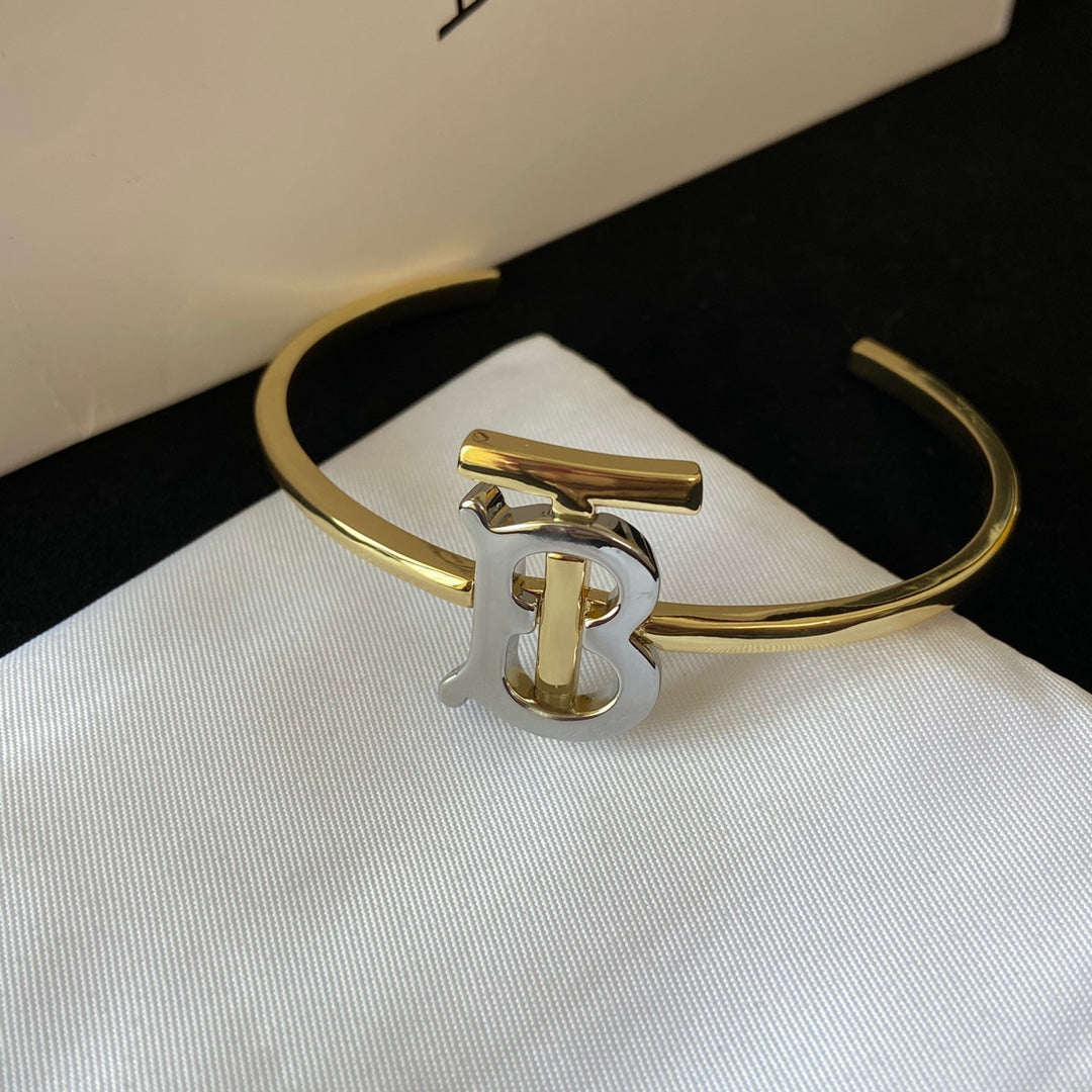 14A466X  Popular   Earrings Bracelets Necklaces