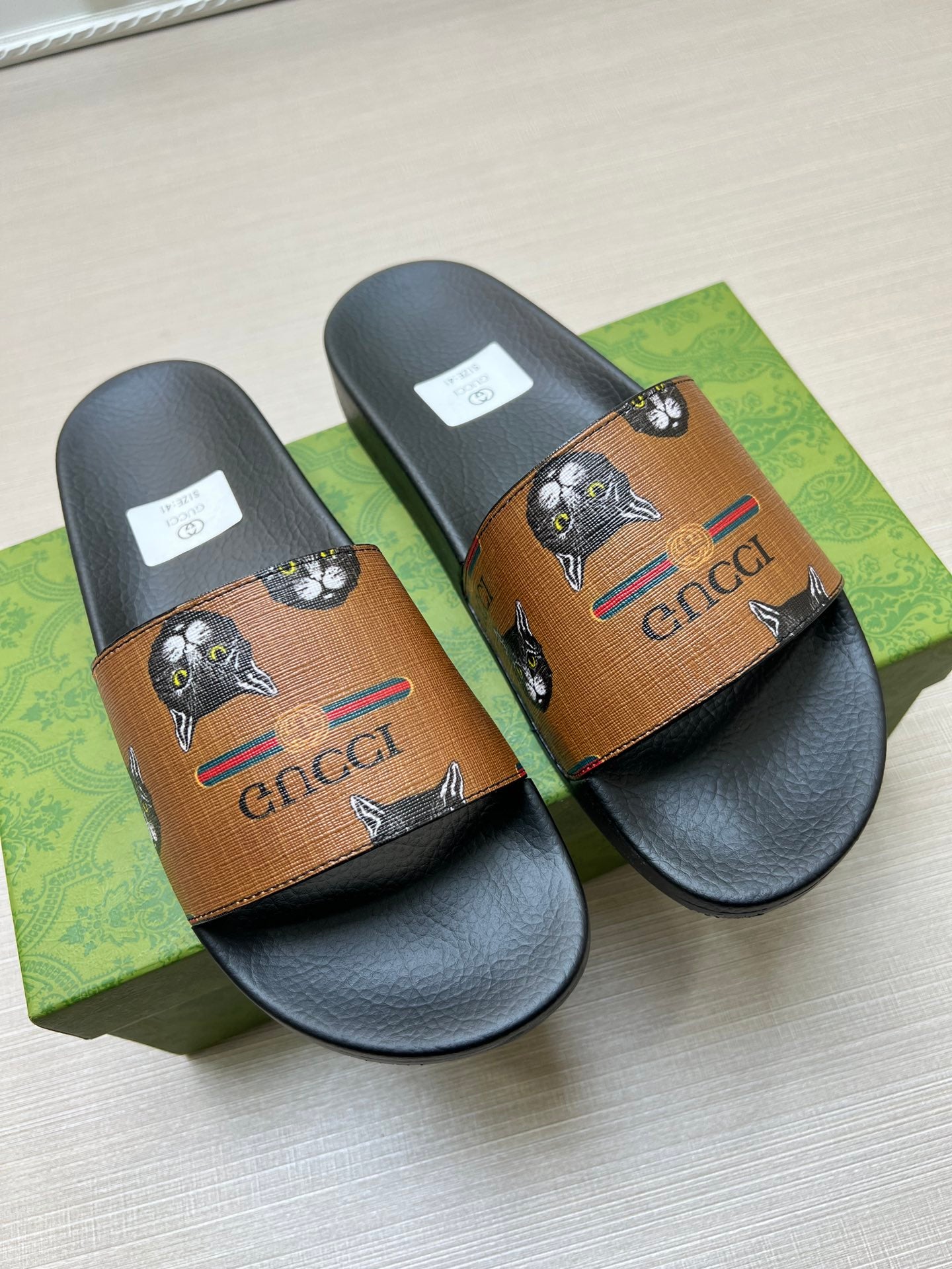 5WB239Z Popular Slippers