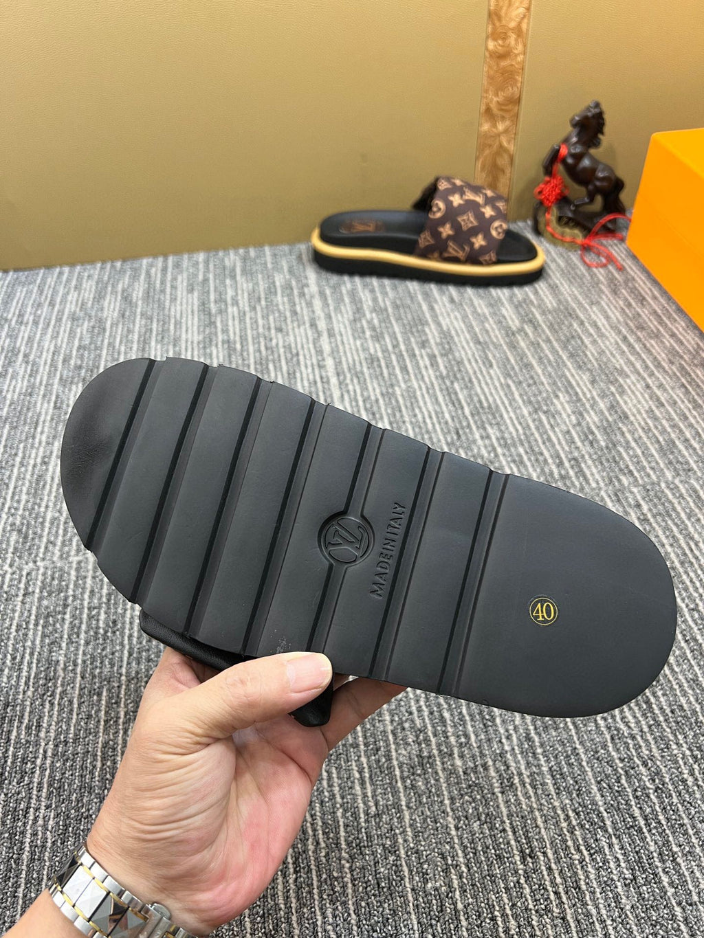 5XF120Z Popular leather quality Slippers