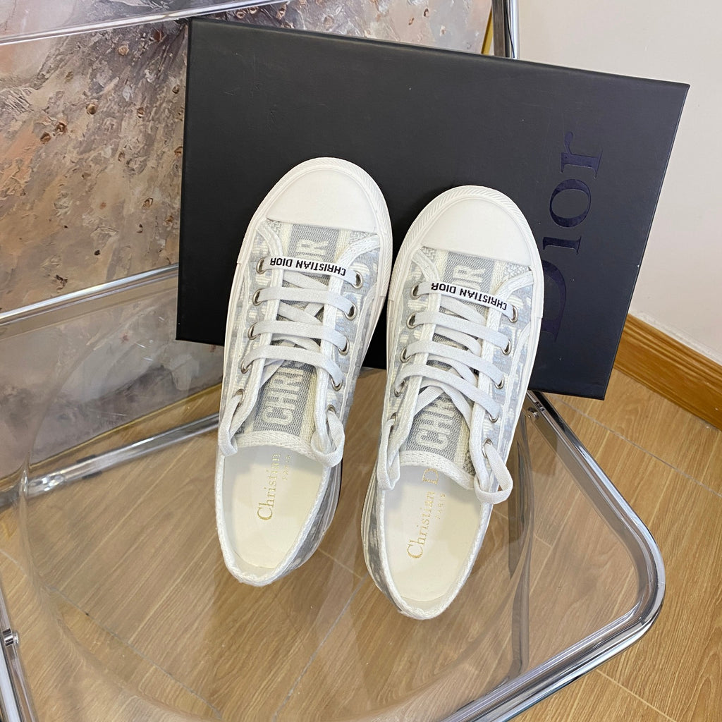 1YD20Z Popular Sneakers
