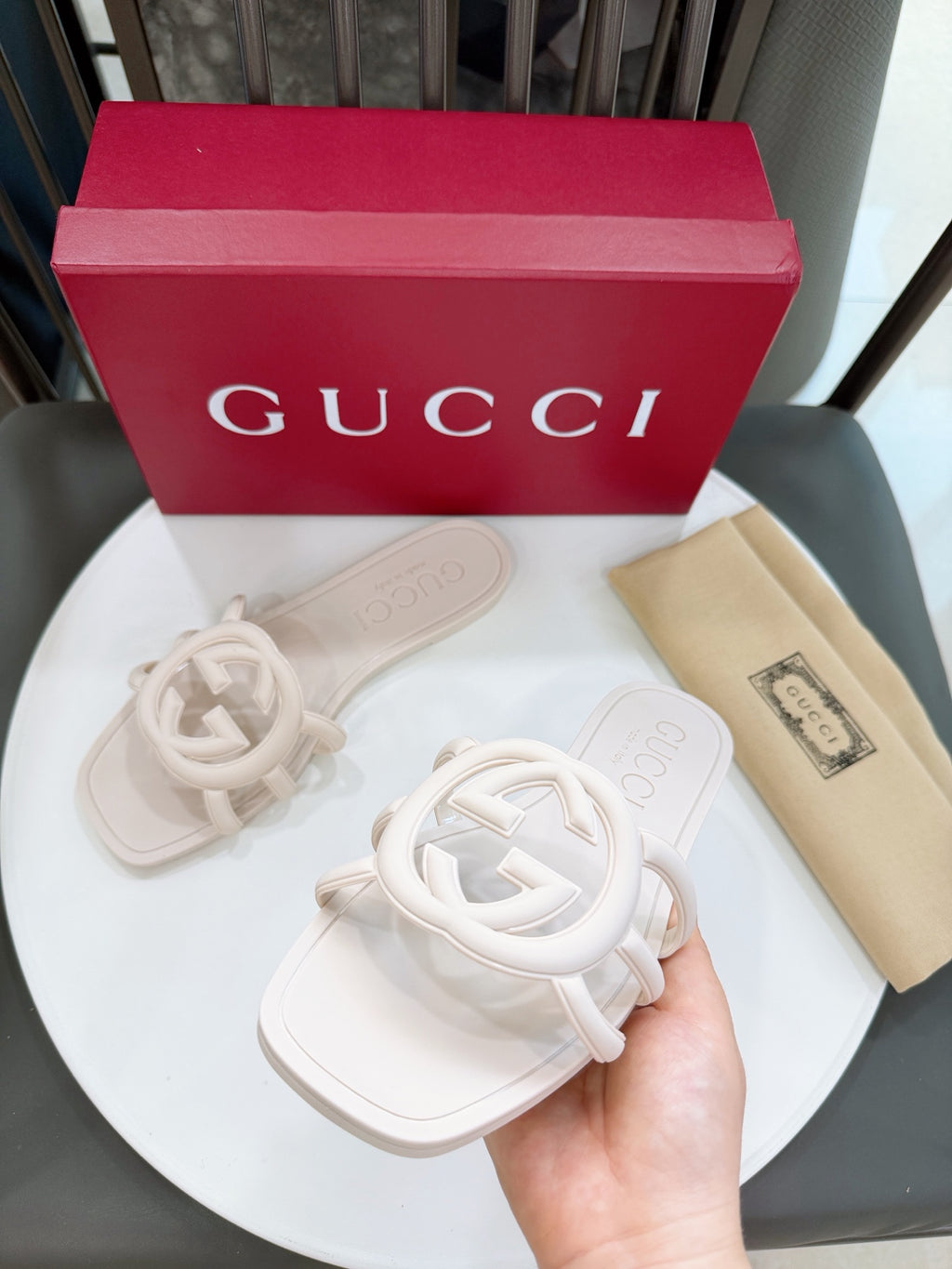 Z2X66B62 Popular high-quality slippers