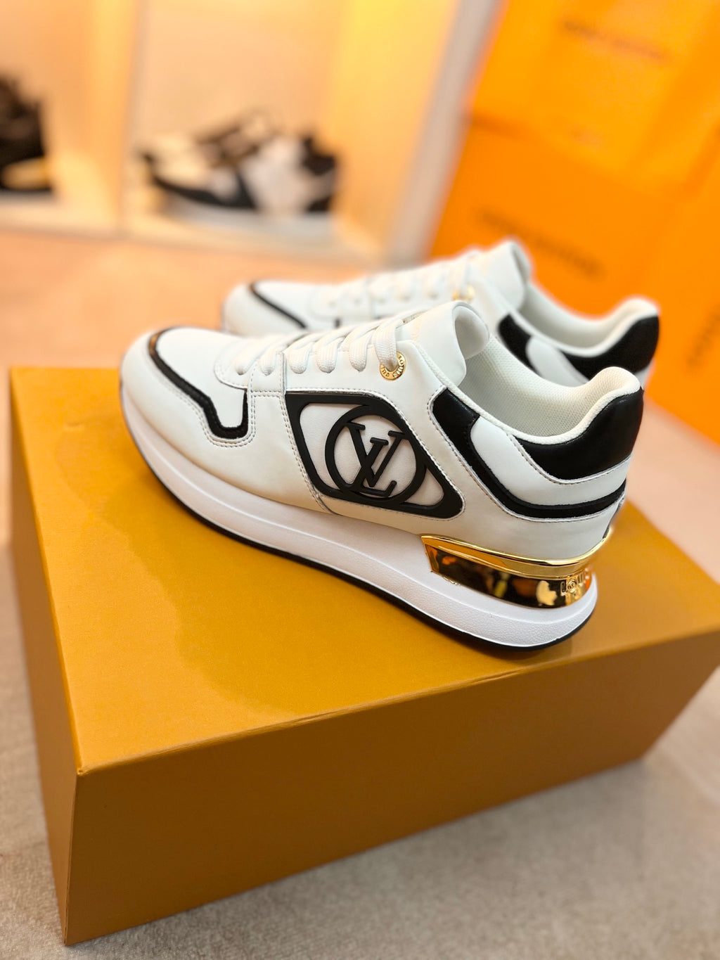 Z2P36E60 Popular high-quality leather Shoes