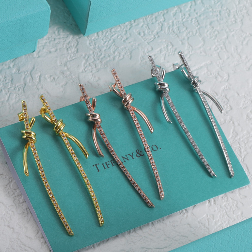 14T295E Popular  Earrings