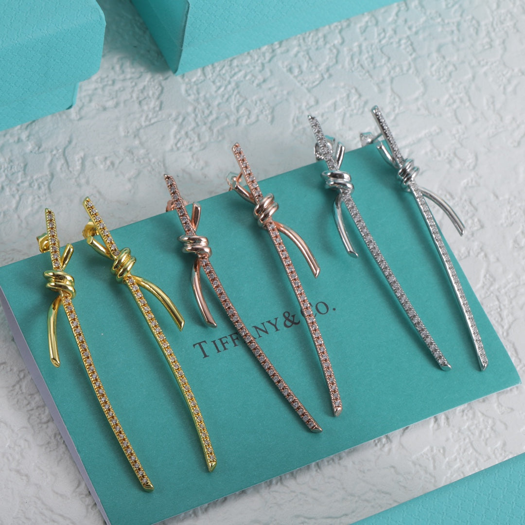14T295E Popular  Earrings