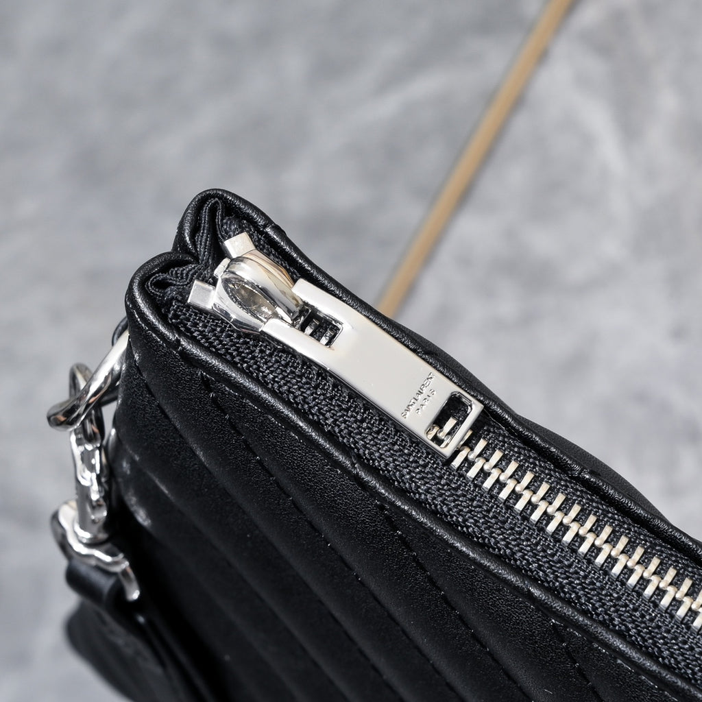 B1X56SL28 Popular leather bag