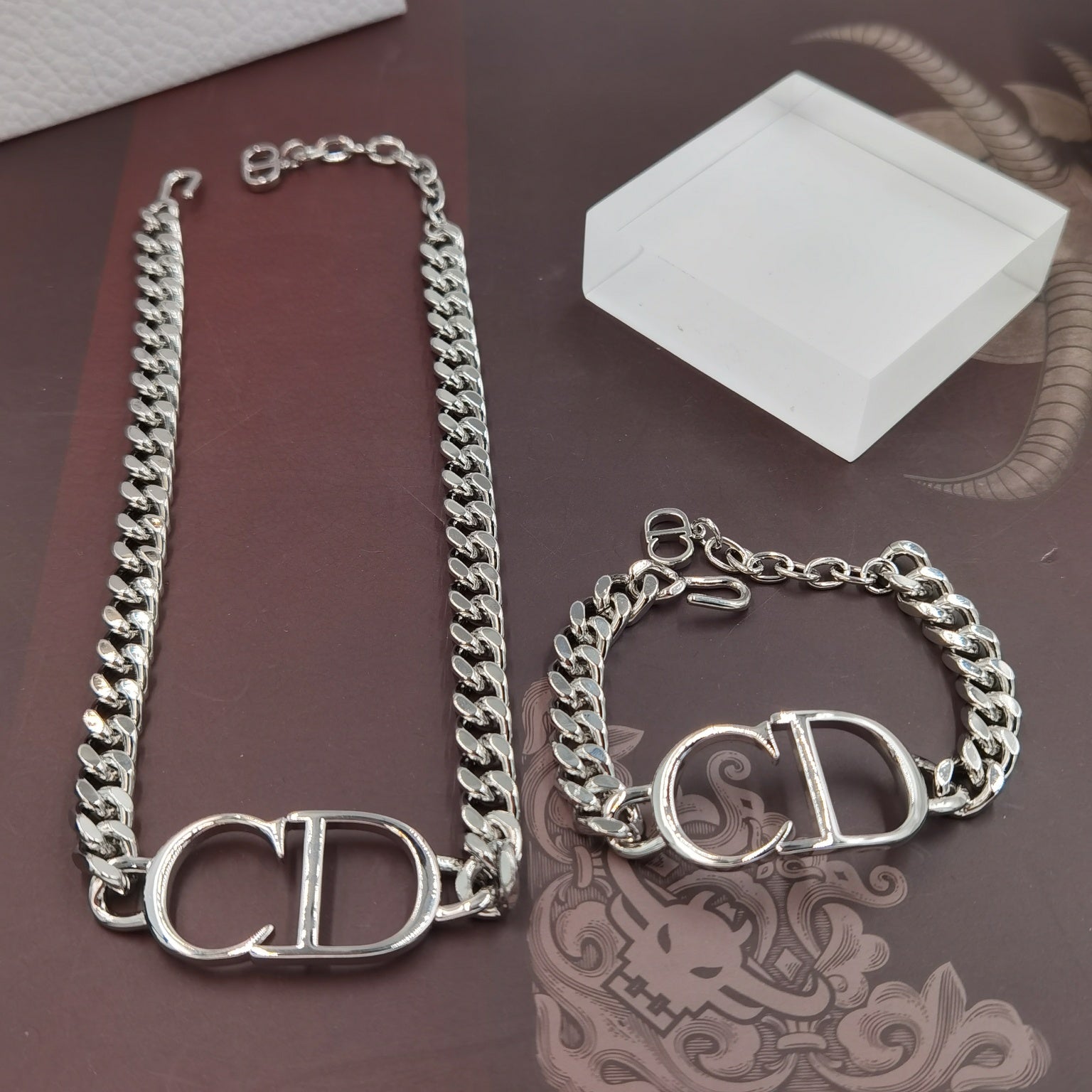 X1N36D57X Popular  Necklaces, Bracelets