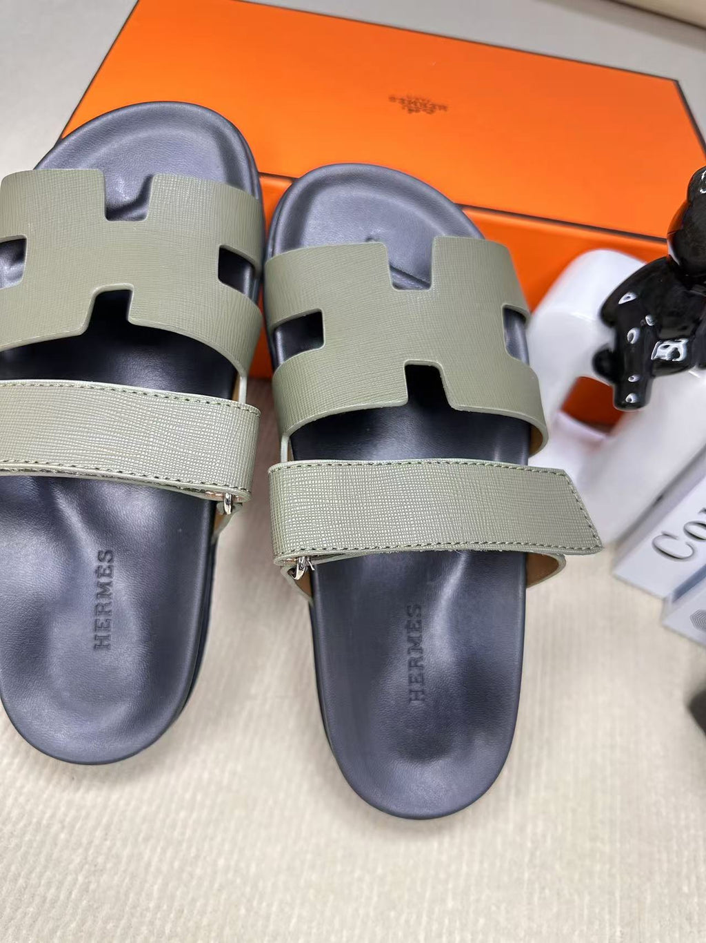 255QH28Z Popular leather shoes