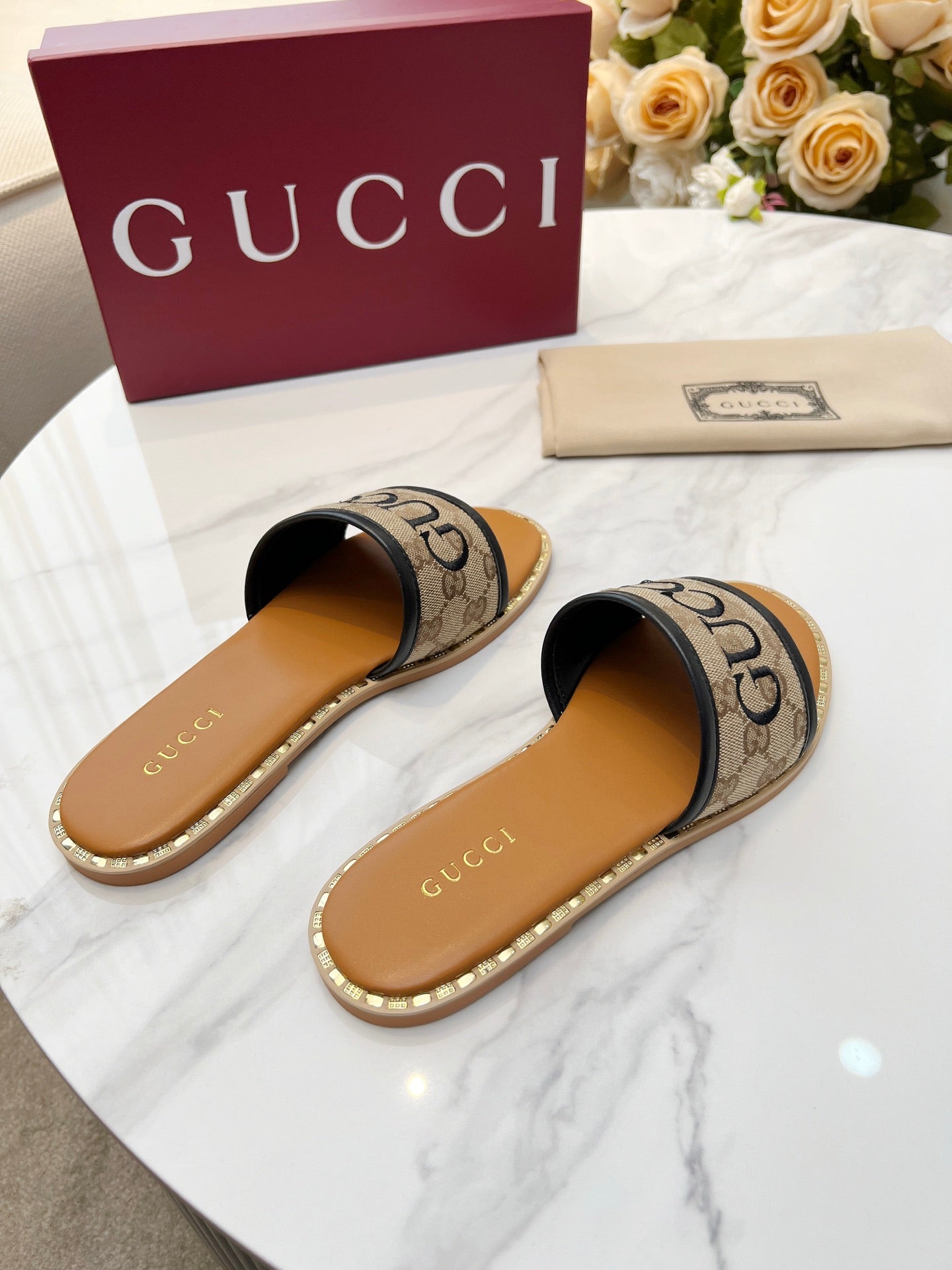 255QB29Z Popular Slippers