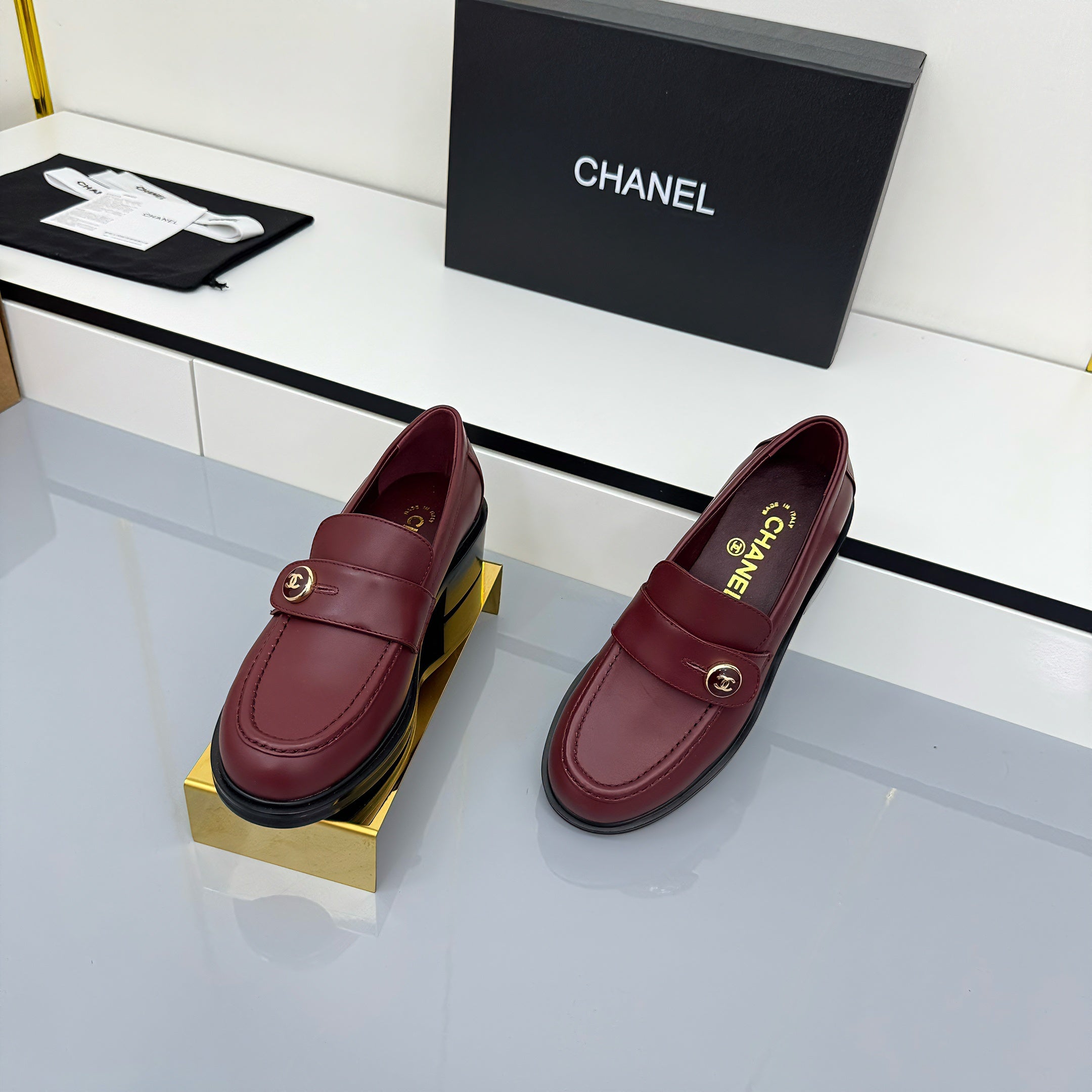 2105QC389Z Popular high-quality leather Shoes