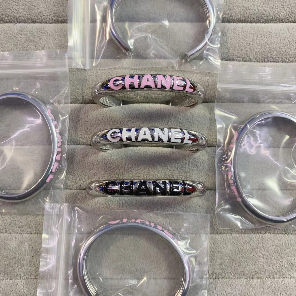 15QC34K  Popular Bracelets