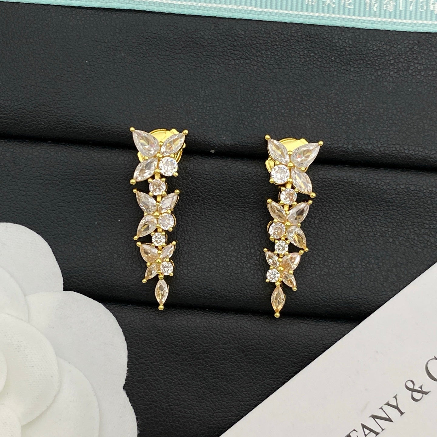 15ZT38E Popular Earrings
